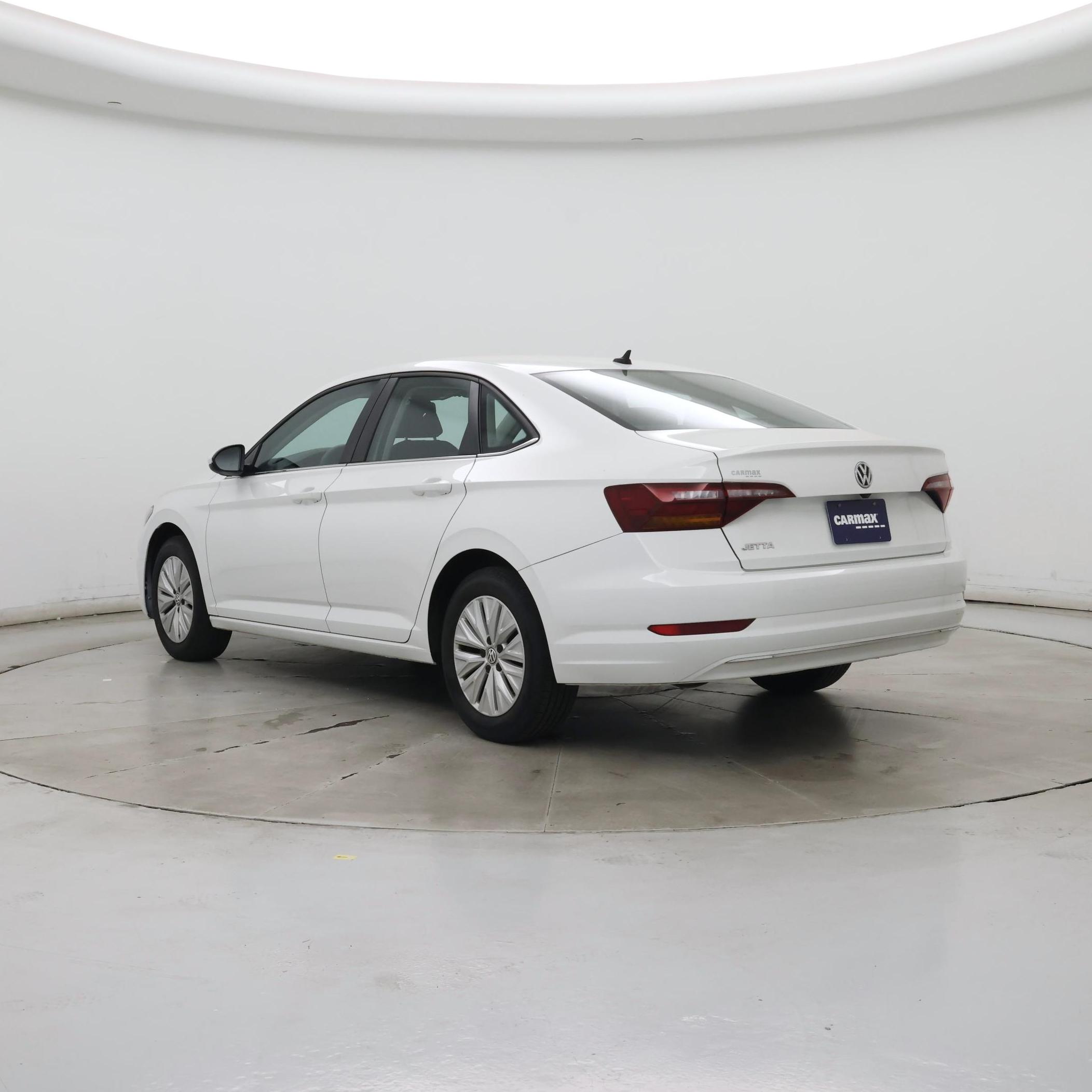 Thumbnail: 2019 Volkswagen Jetta - 2