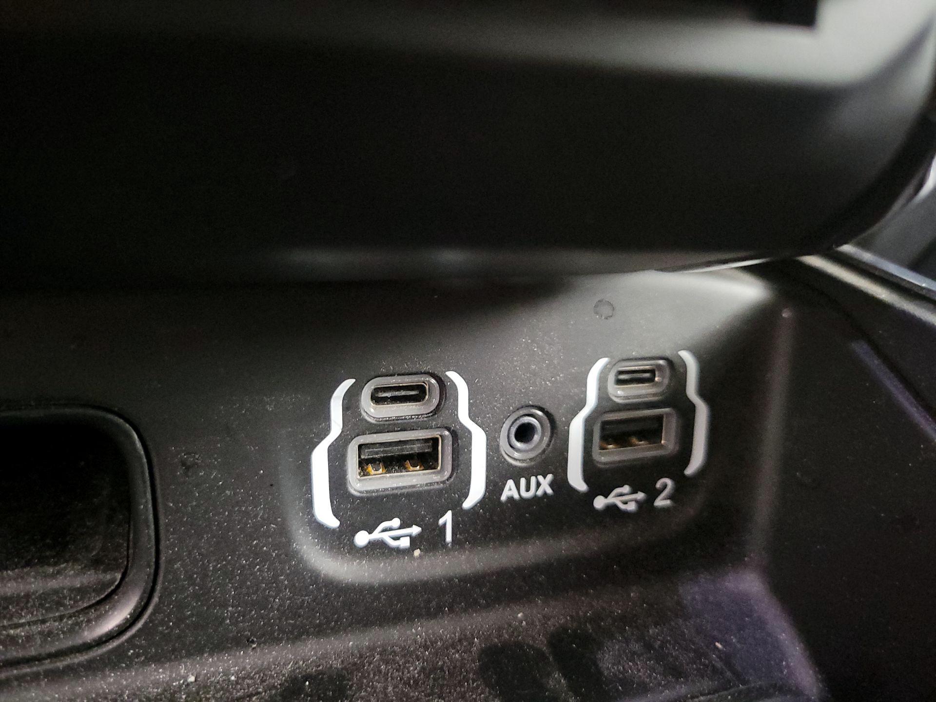 Thumbnail: 2022 RAM 3500 - 19