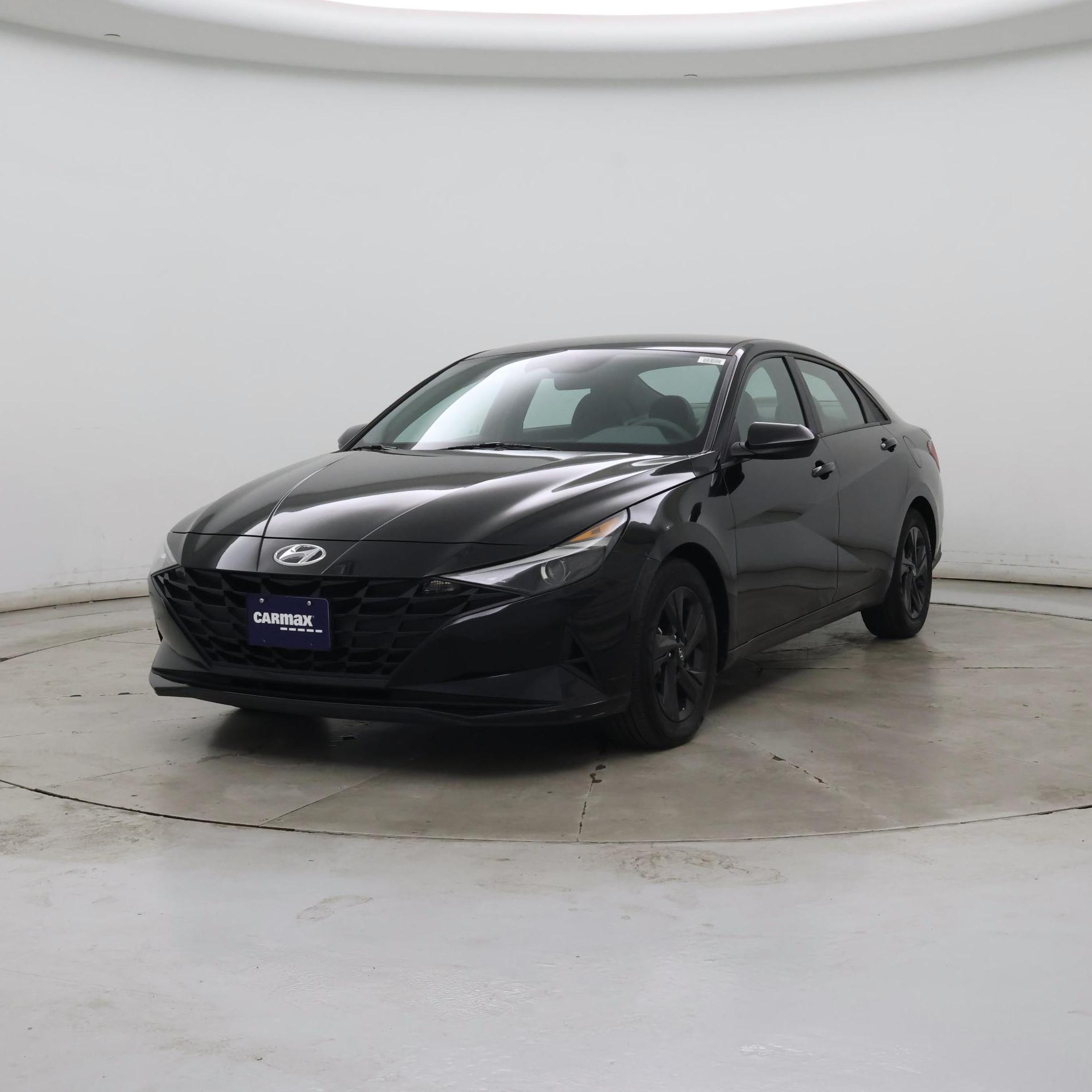Thumbnail: 2023 Hyundai Elantra - 4