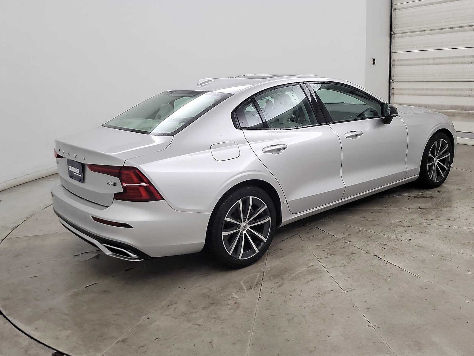 2022 Volvo S60 Momentum - Photo 5