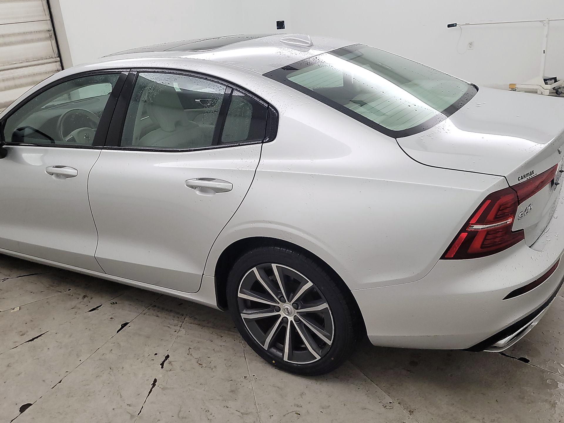 Thumbnail: 2022 Volvo S60 - 7