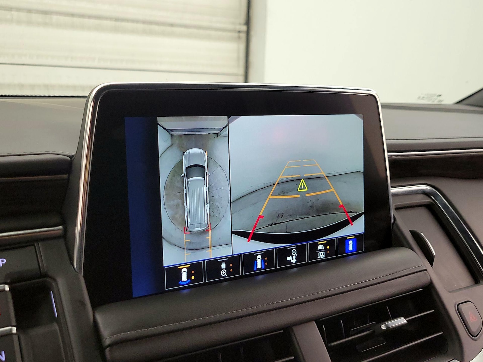 2022 Chevrolet Tahoe Z71 - Photo 15