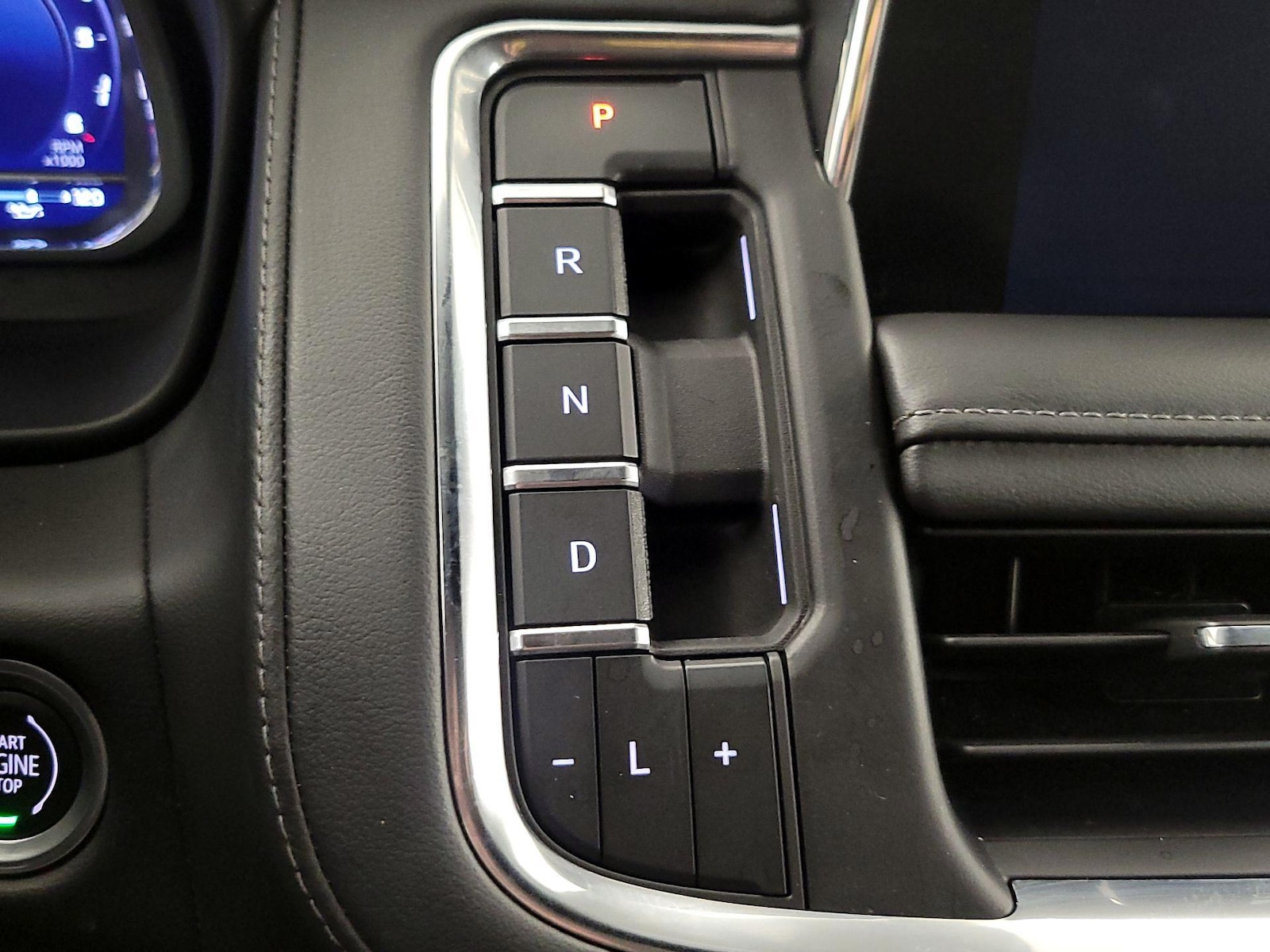 2022 Chevrolet Tahoe Z71 - Photo 18