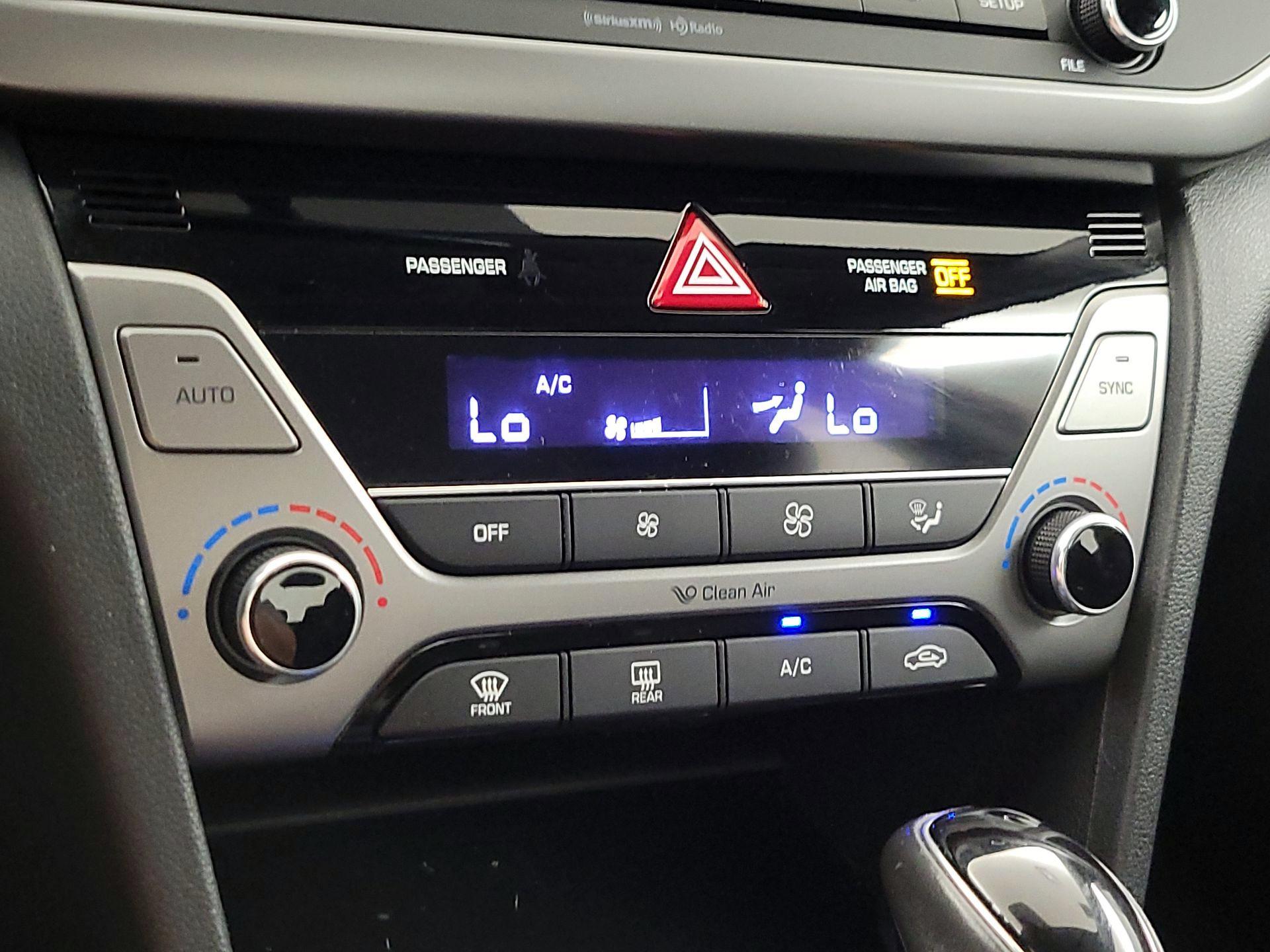 Thumbnail: 2017 Hyundai Elantra - 16
