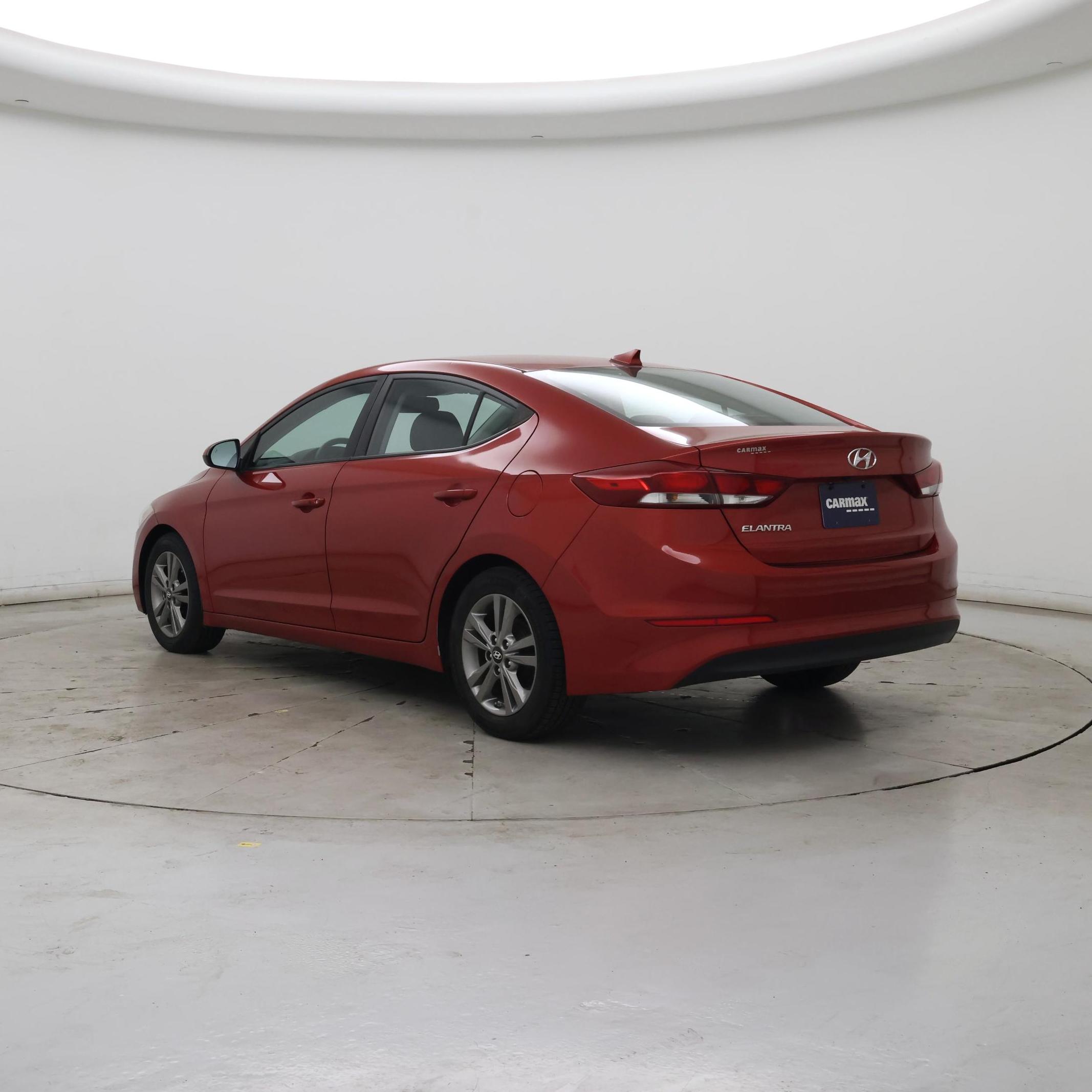 Thumbnail: 2017 Hyundai Elantra - 2