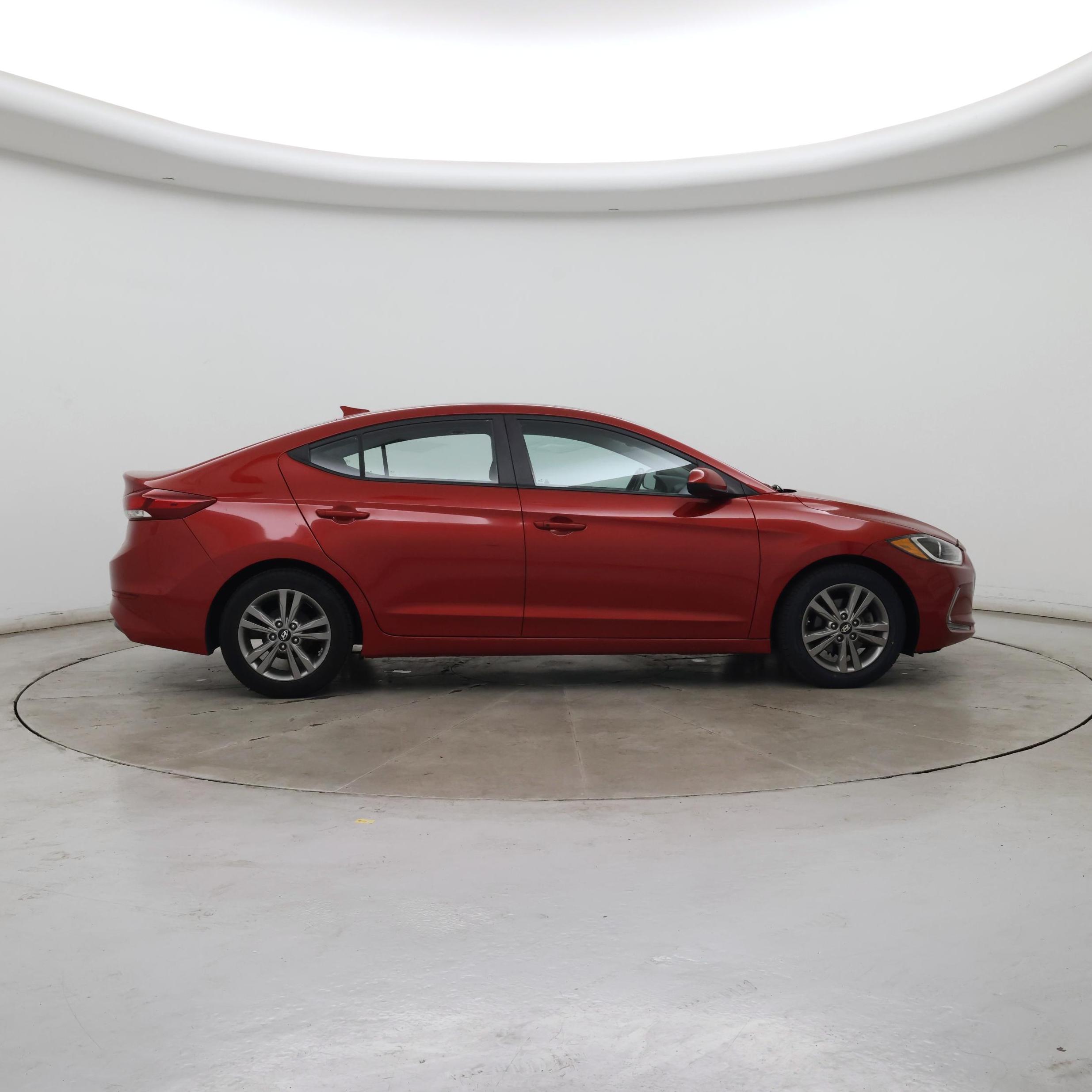 Thumbnail: 2017 Hyundai Elantra - 7