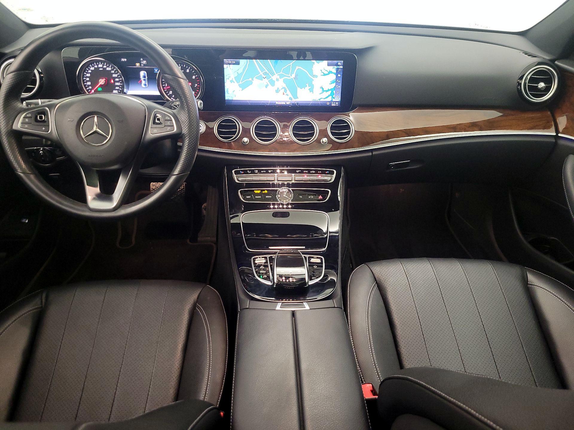 Thumbnail: 2018 Mercedes-Benz E-Class - 9