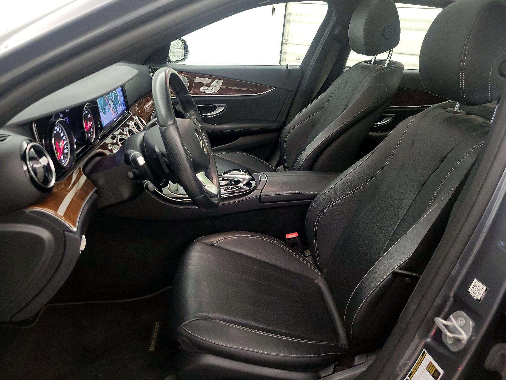 Thumbnail: 2018 Mercedes-Benz E-Class - 11