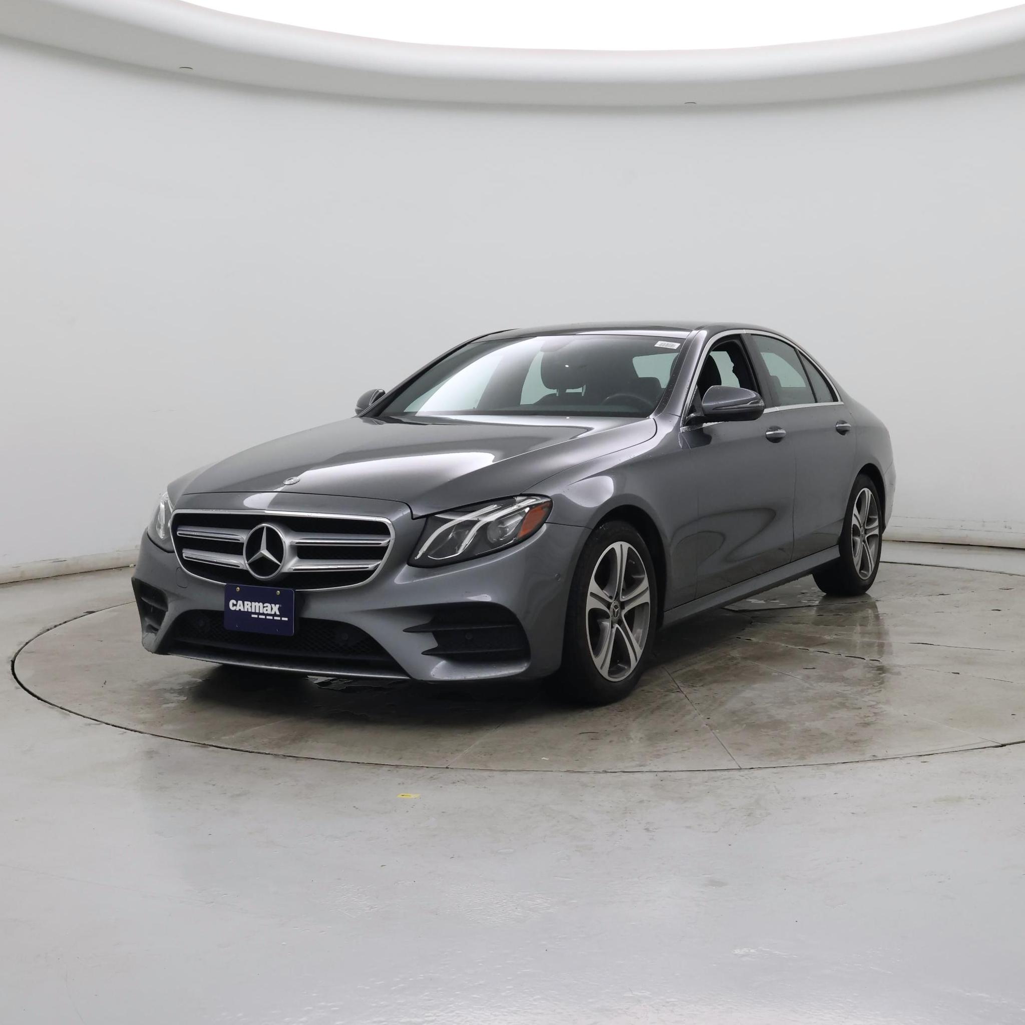 Thumbnail: 2018 Mercedes-Benz E-Class - 4
