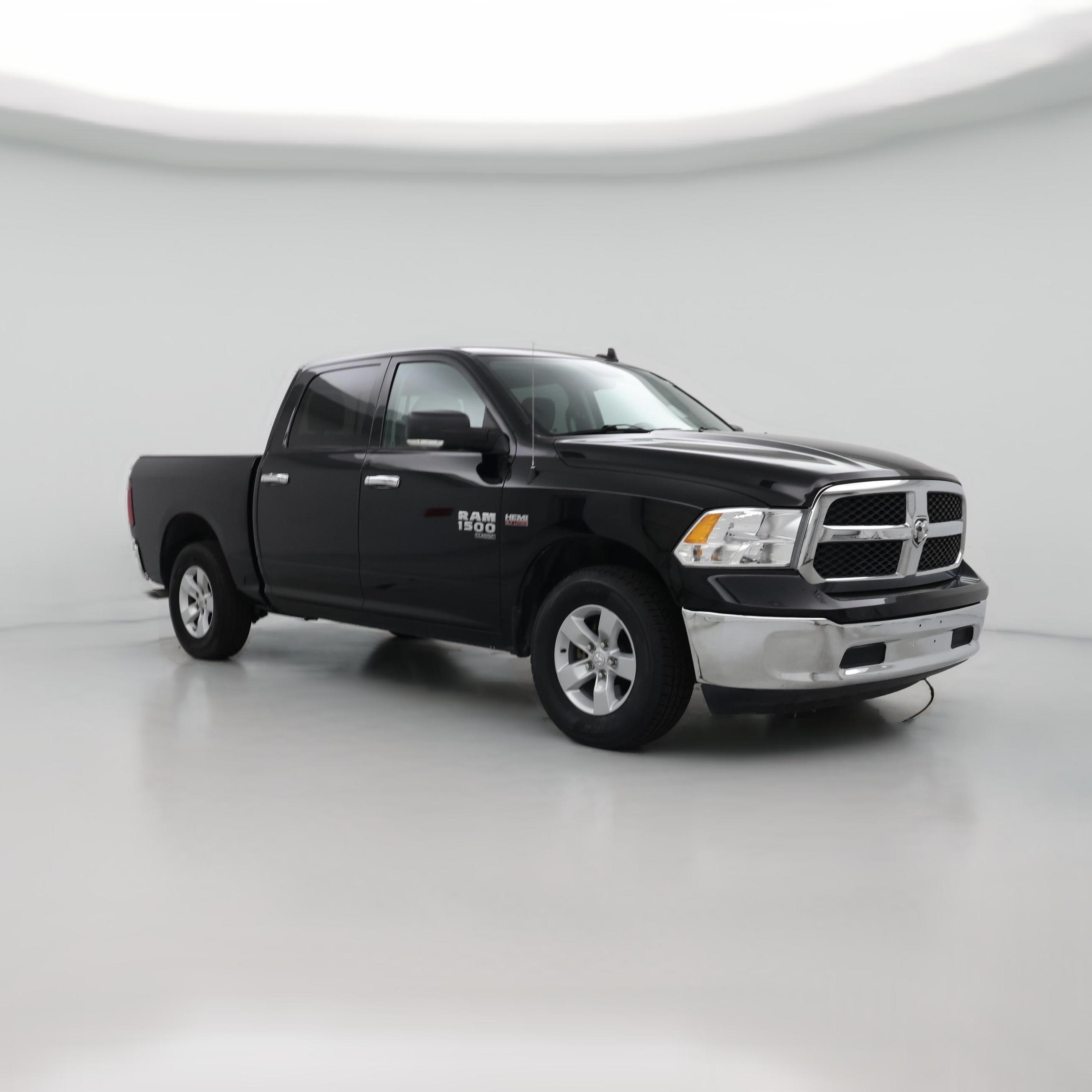 Thumbnail: 2020 RAM 1500 Classic - 1