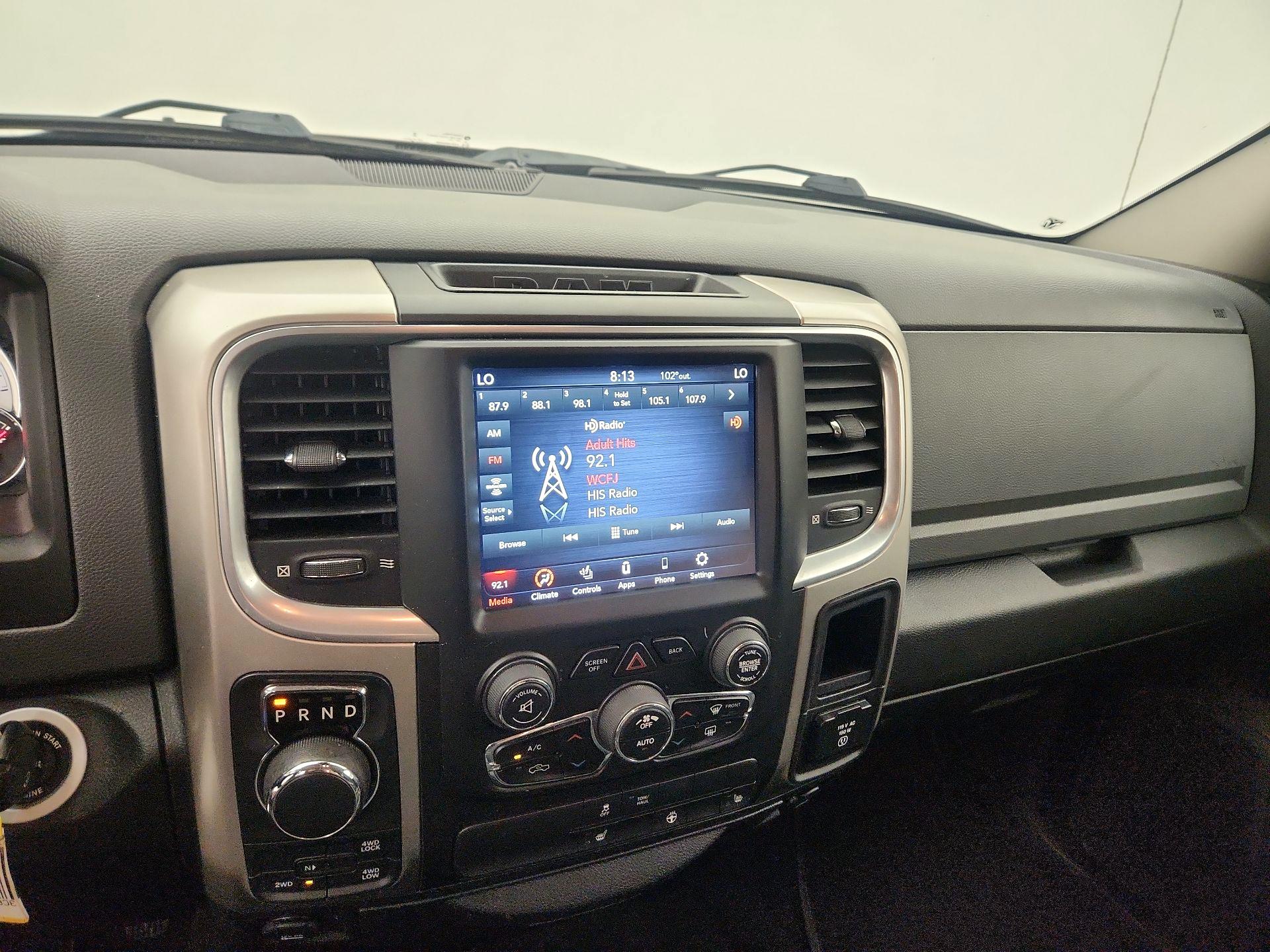 Thumbnail: 2020 RAM 1500 Classic - 15