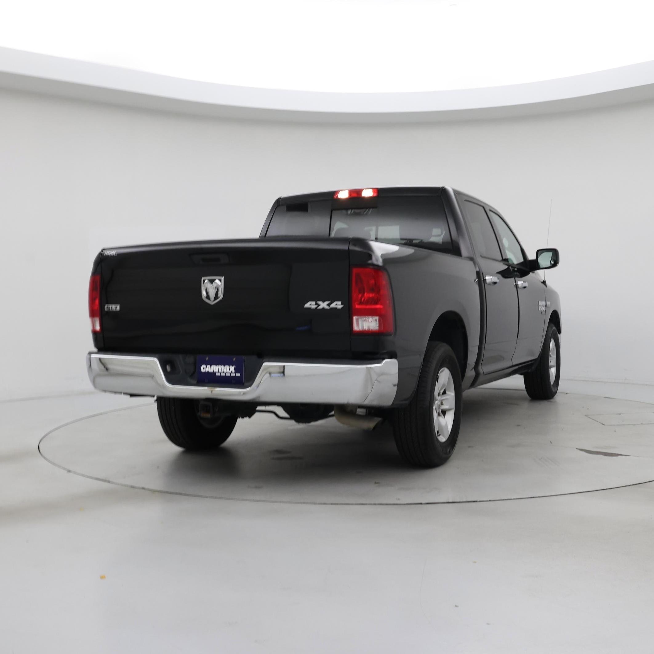 Thumbnail: 2020 RAM 1500 Classic - 8