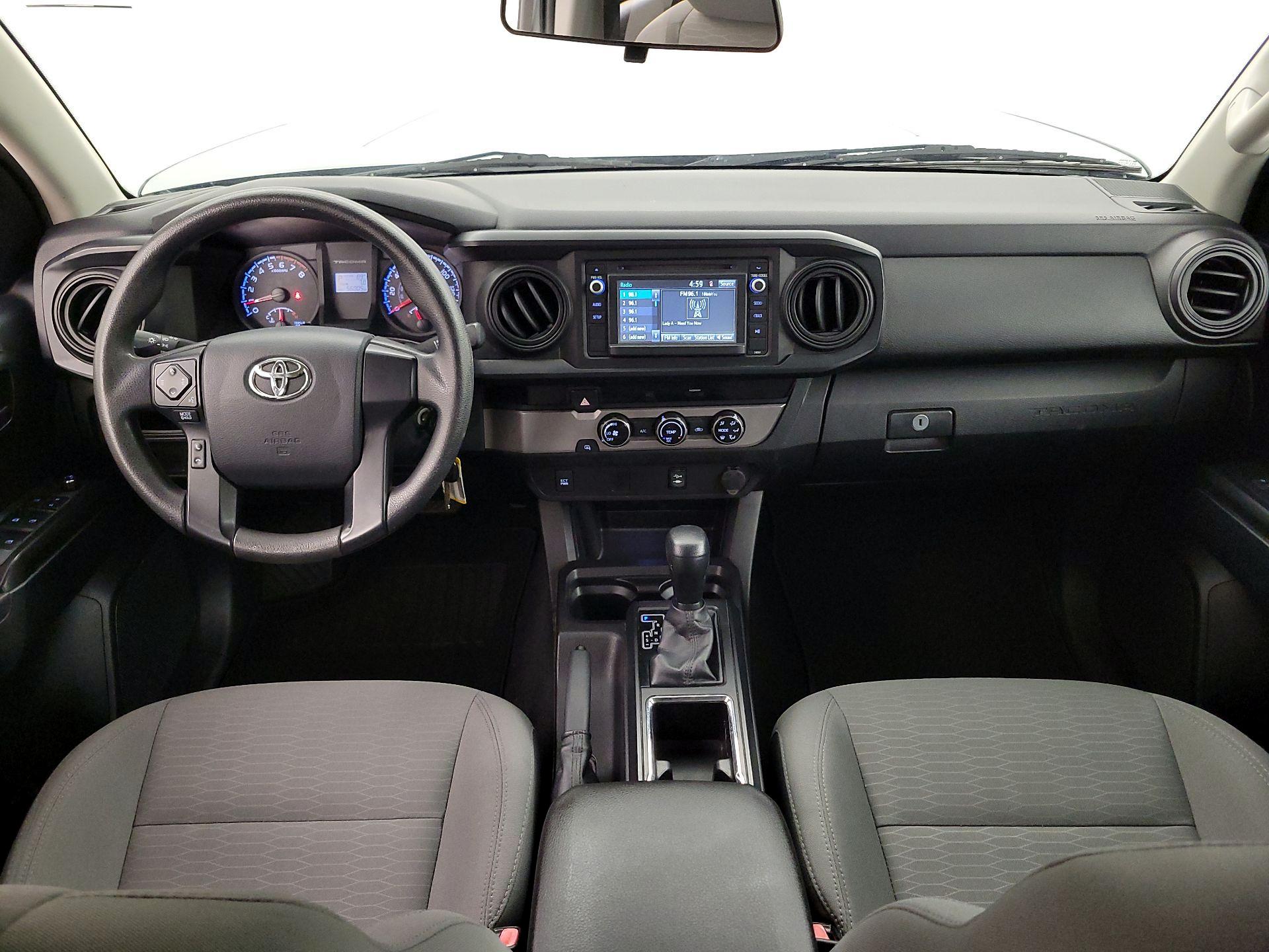 Thumbnail: 2016 Toyota Tacoma - 9