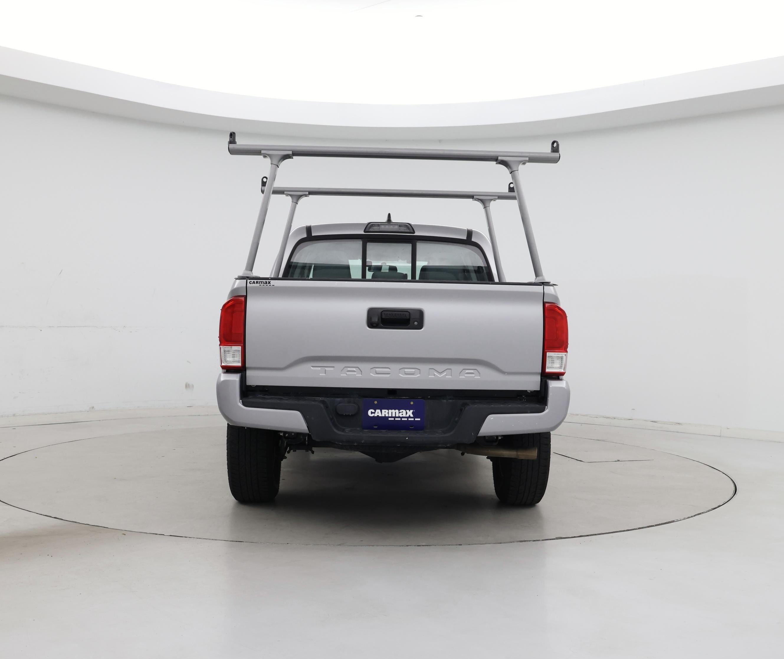 Thumbnail: 2016 Toyota Tacoma - 6