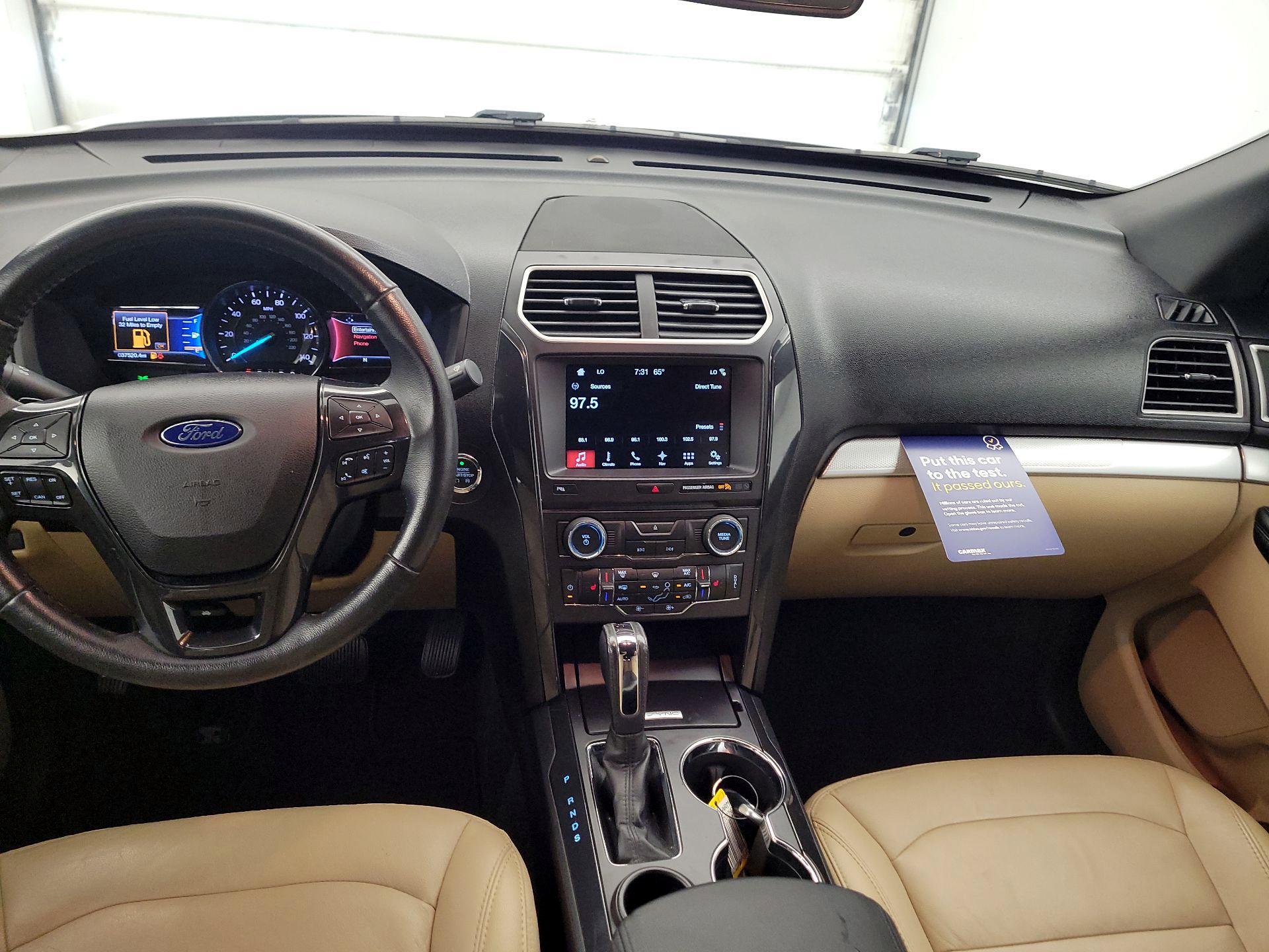 Thumbnail: 2017 Ford Explorer - 9