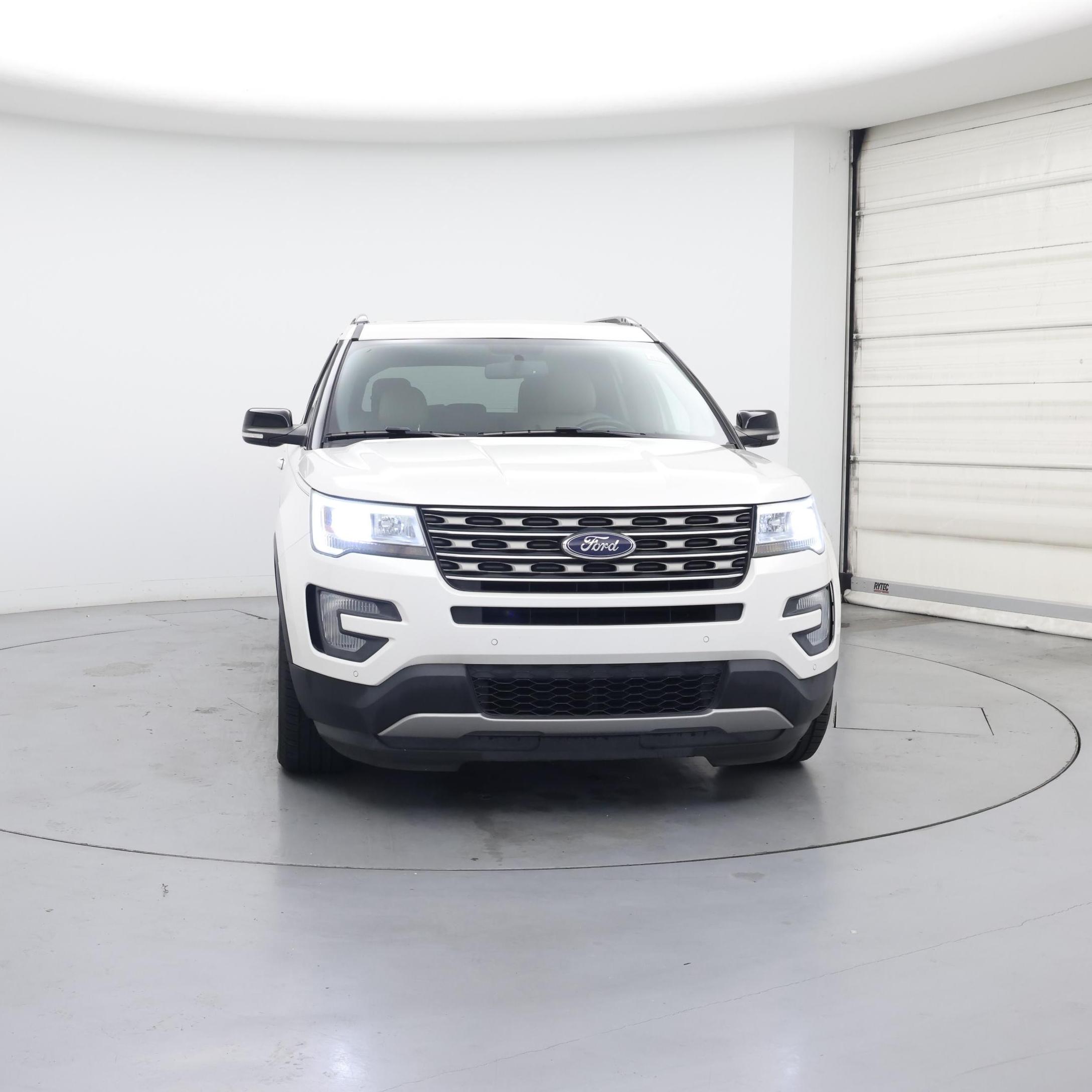 Thumbnail: 2017 Ford Explorer - 5