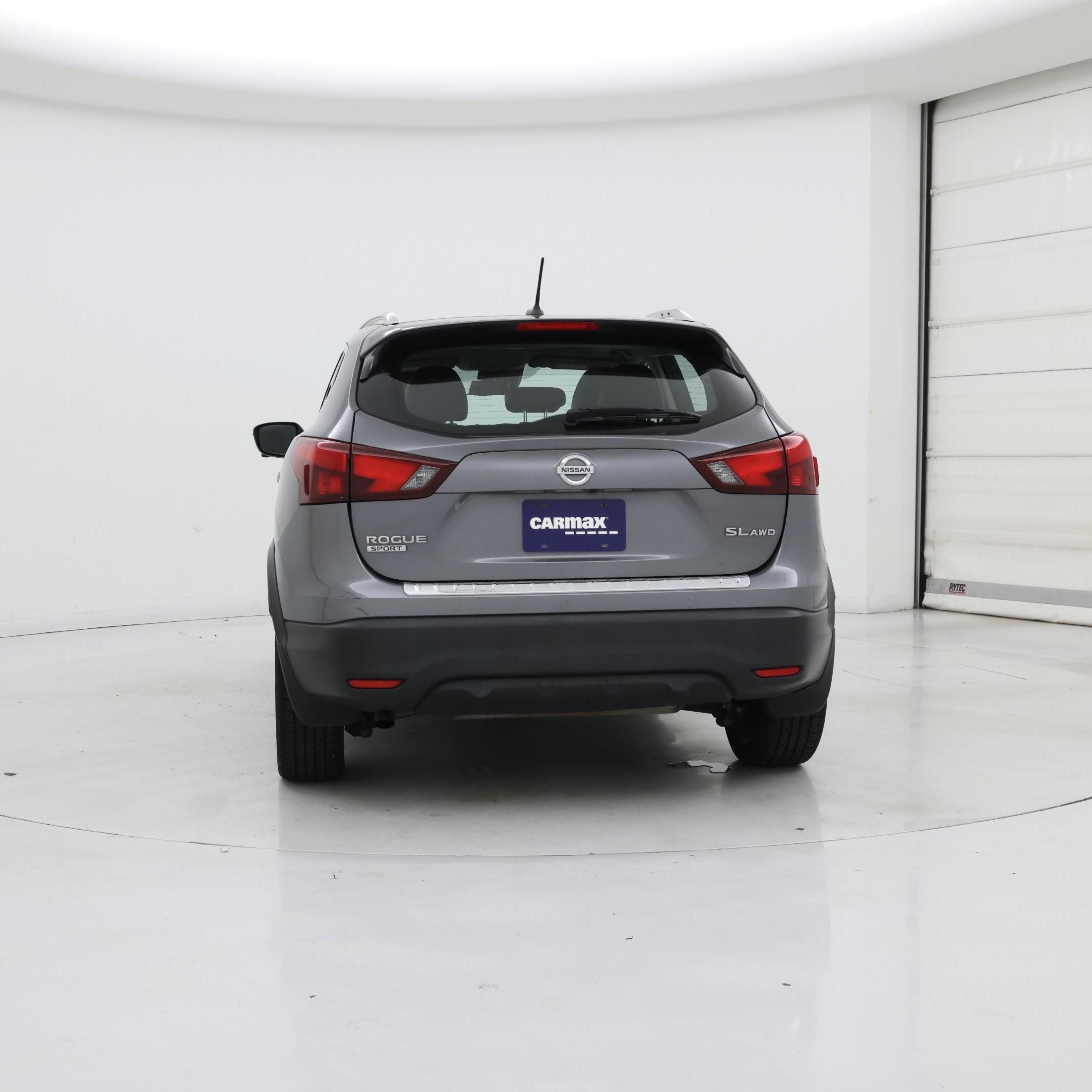 Thumbnail: 2017 Nissan Rogue Sport - 6