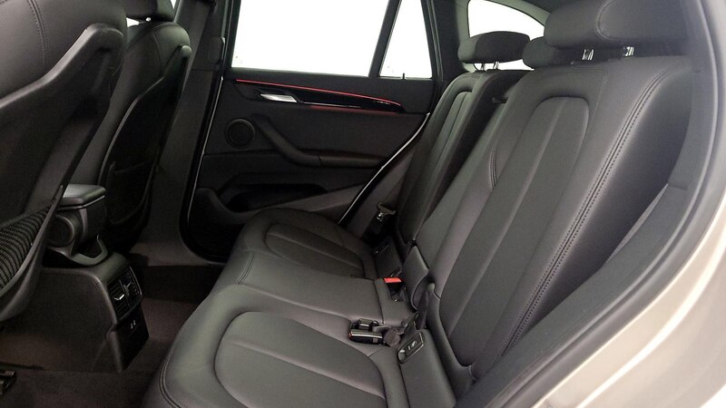 2022 BMW X1 xDrive28i 21