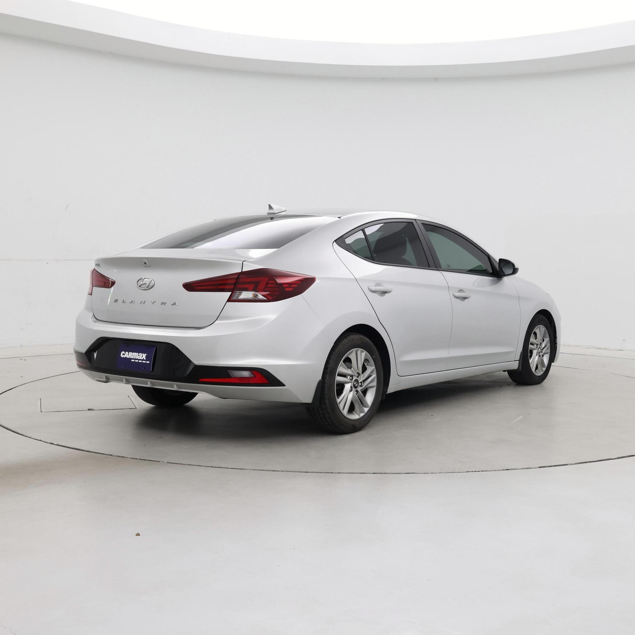 Thumbnail: 2020 Hyundai Elantra - 8