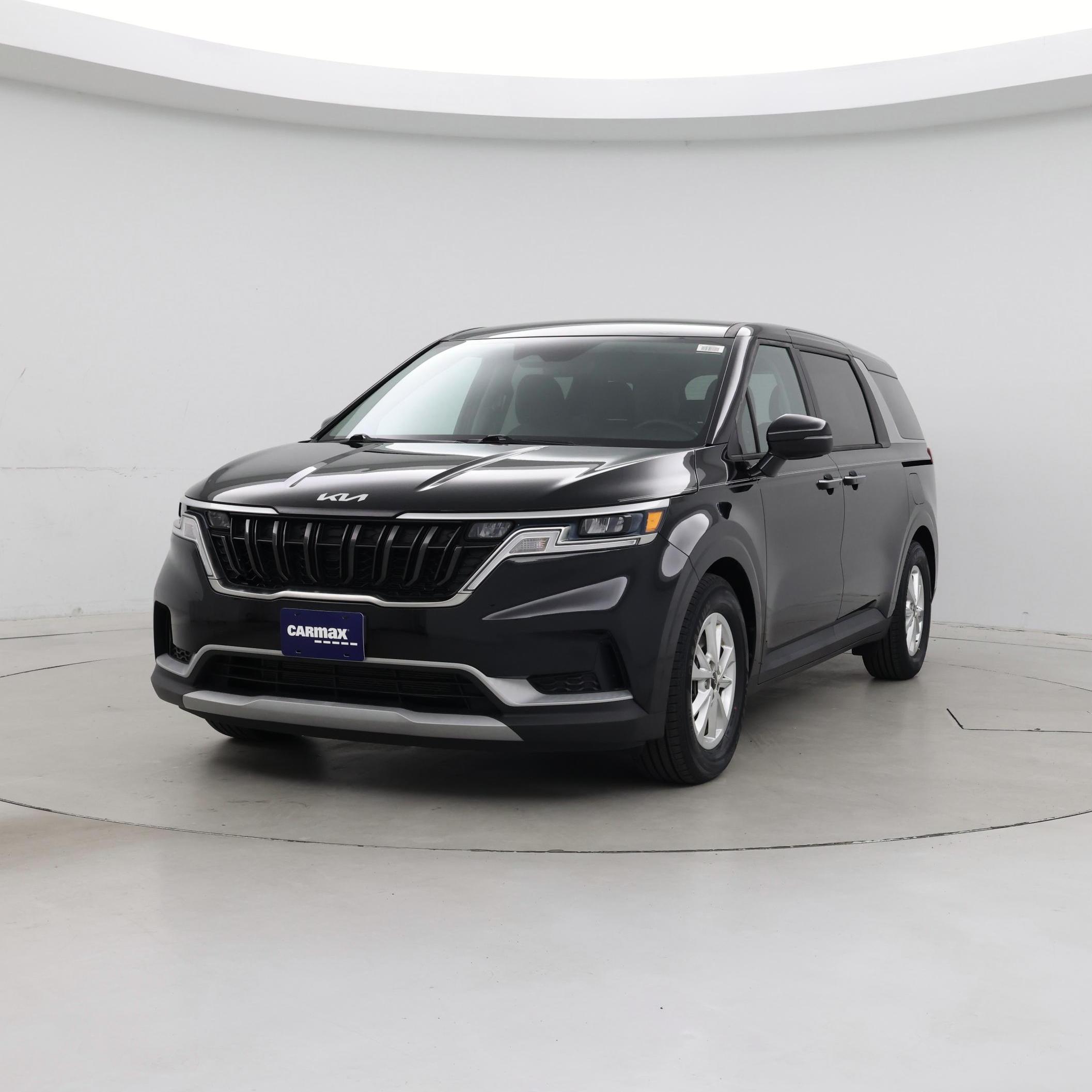 Thumbnail: 2023 Kia Carnival - 4