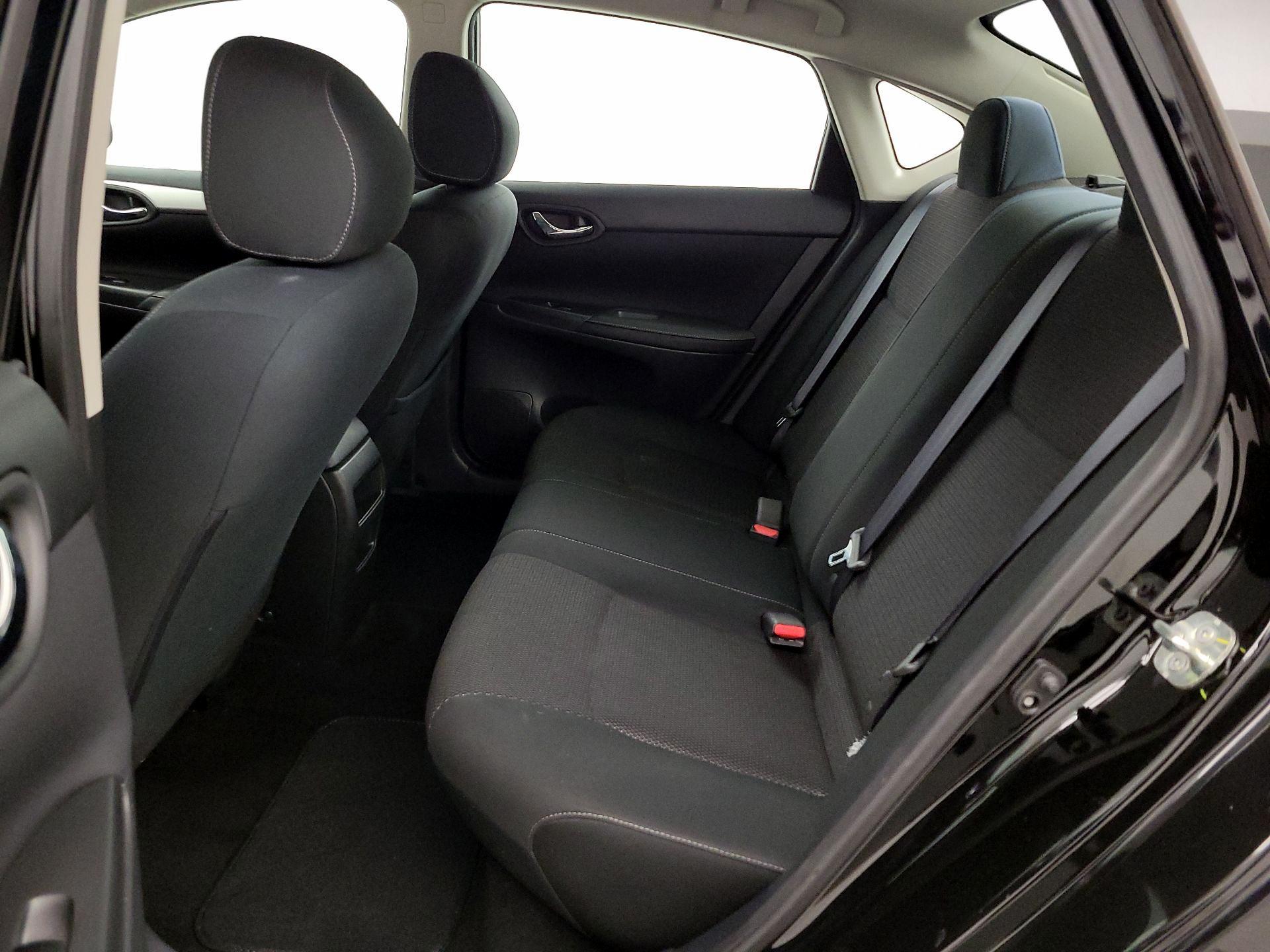 Thumbnail: 2019 Nissan Sentra - 18