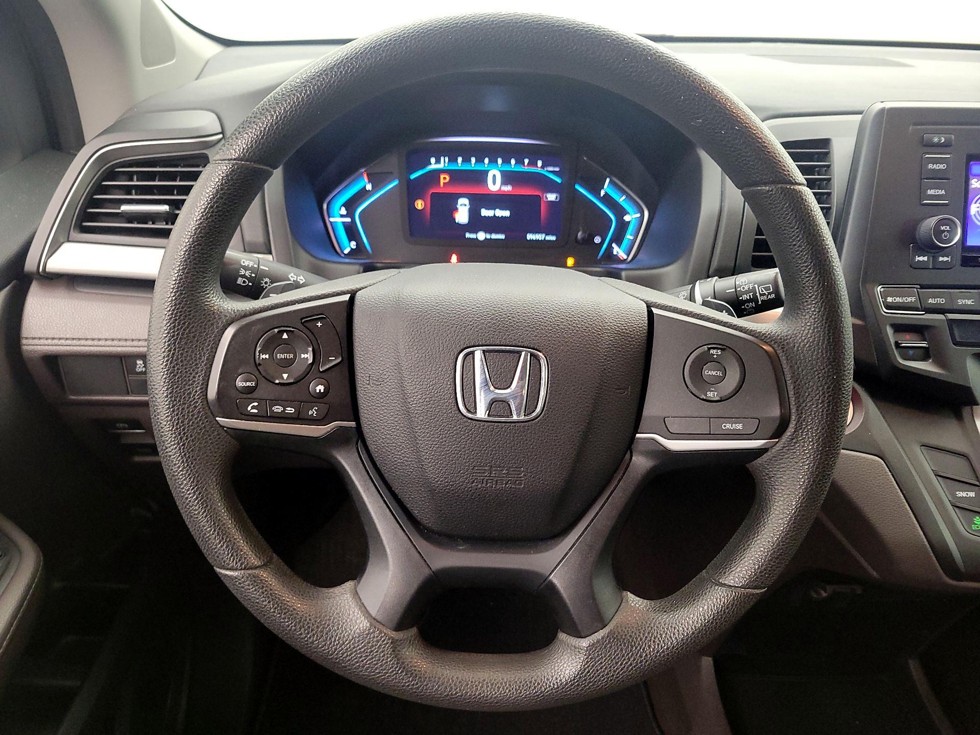 Thumbnail: 2019 Honda Odyssey - 10