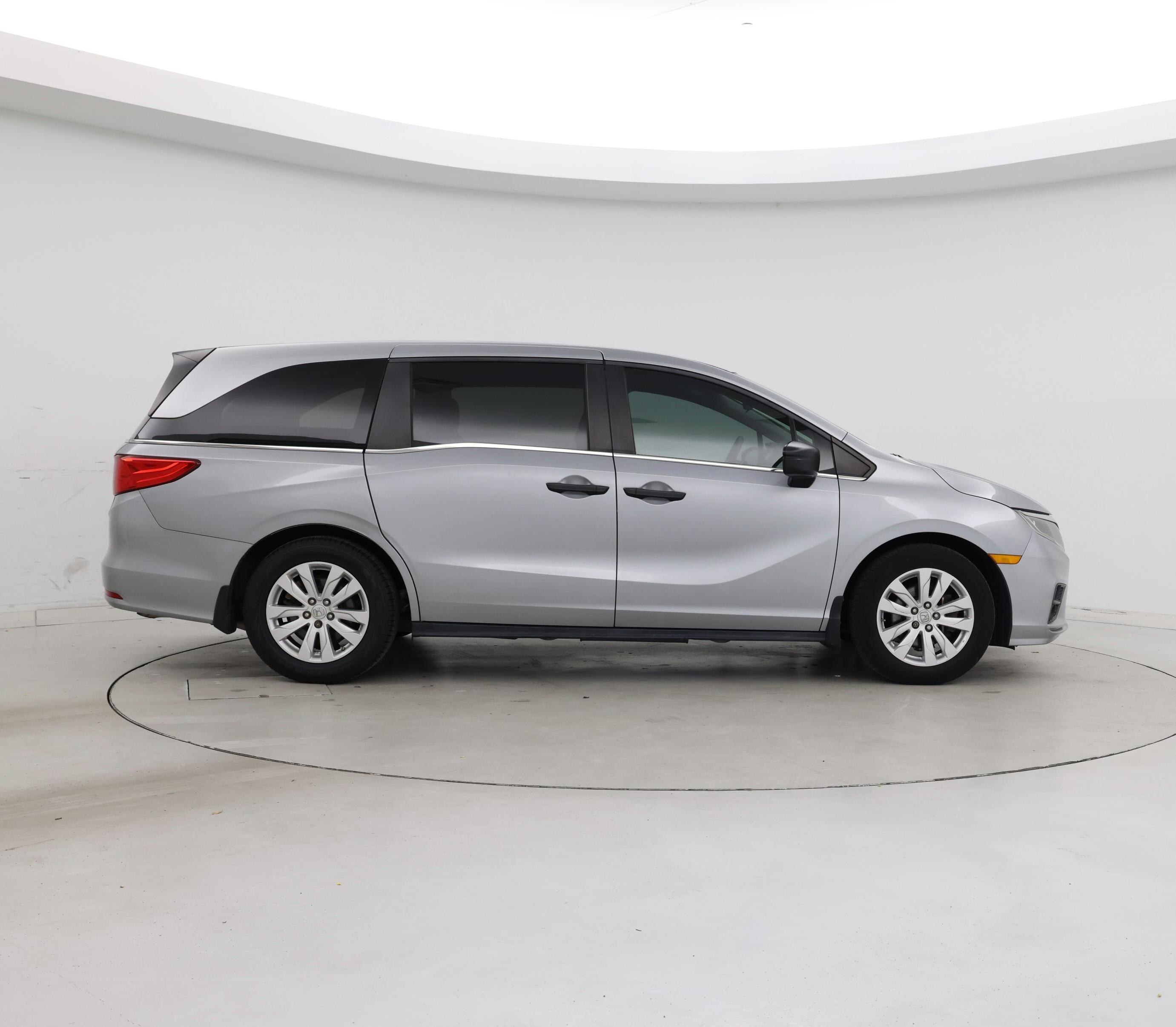 Thumbnail: 2019 Honda Odyssey - 7