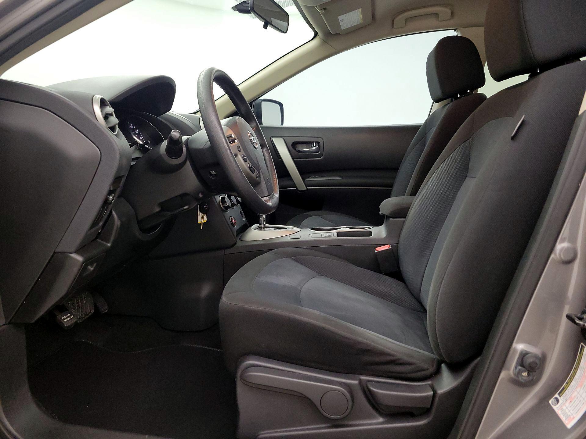 Thumbnail: 2013 Nissan Rogue - 11