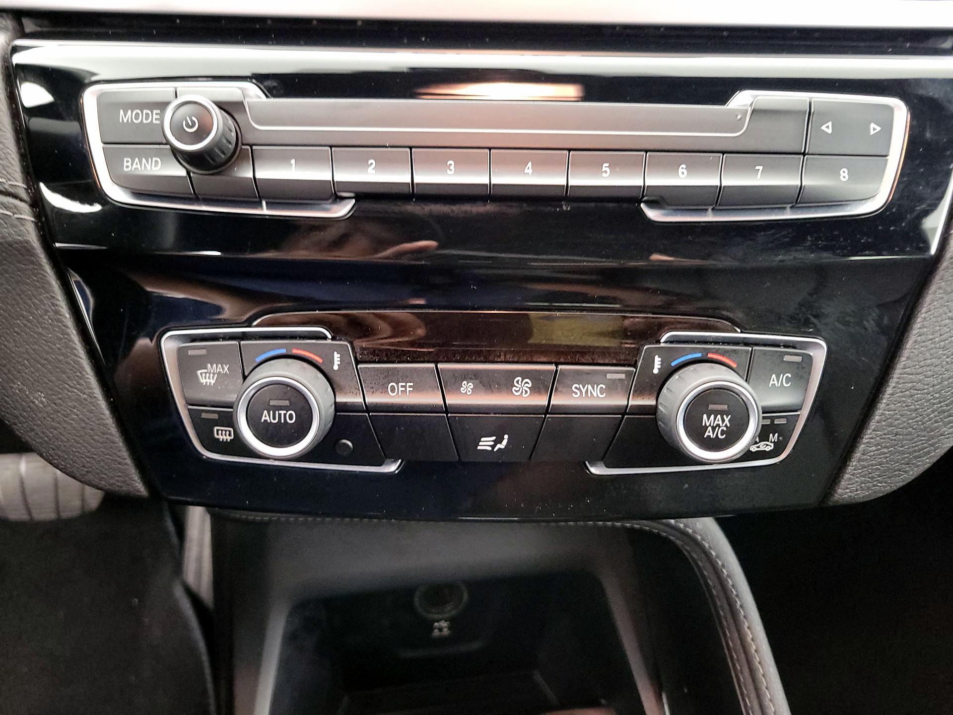 Thumbnail: 2021 BMW X1 - 17