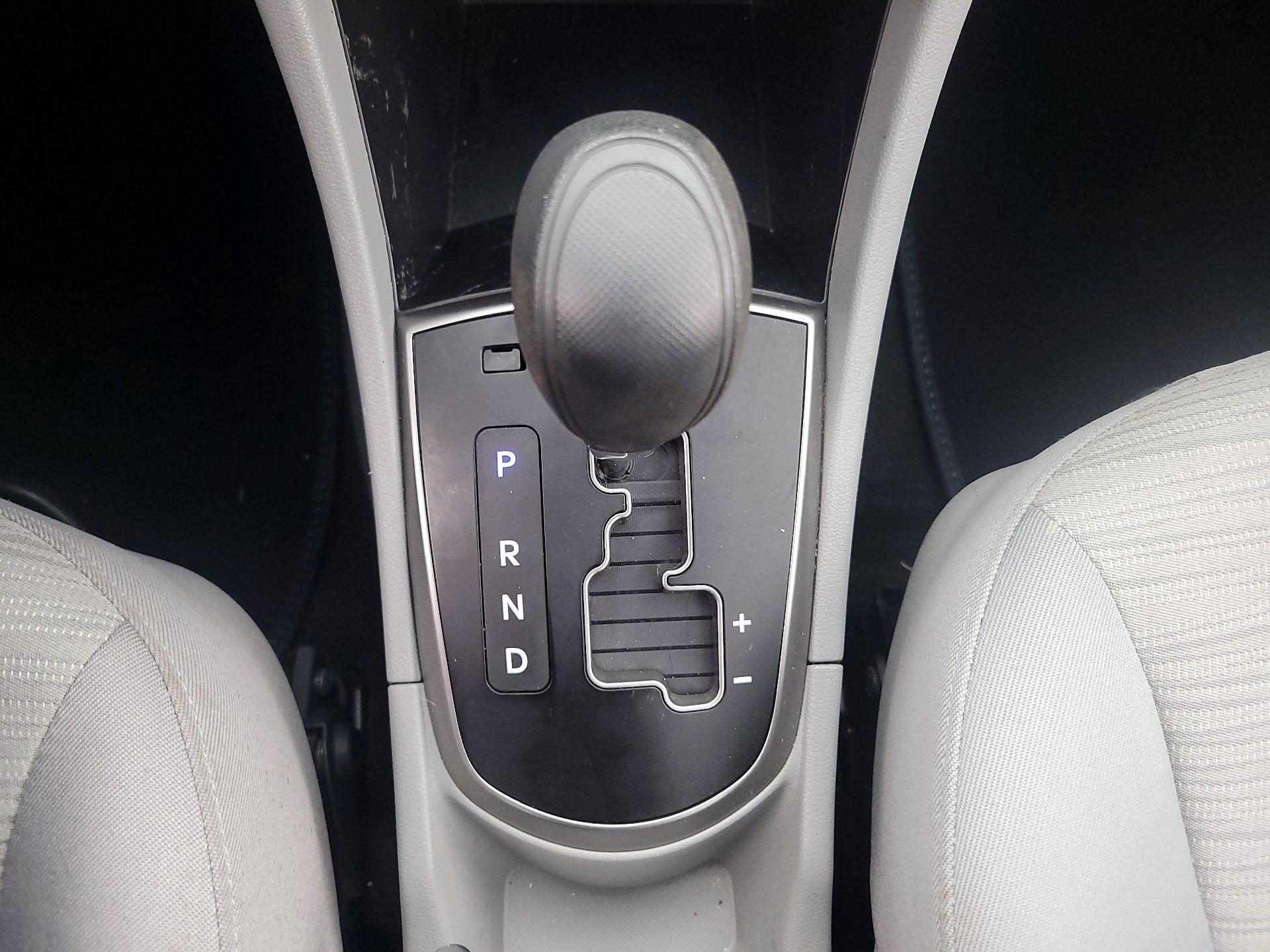 Thumbnail: 2016 Hyundai Accent - 16