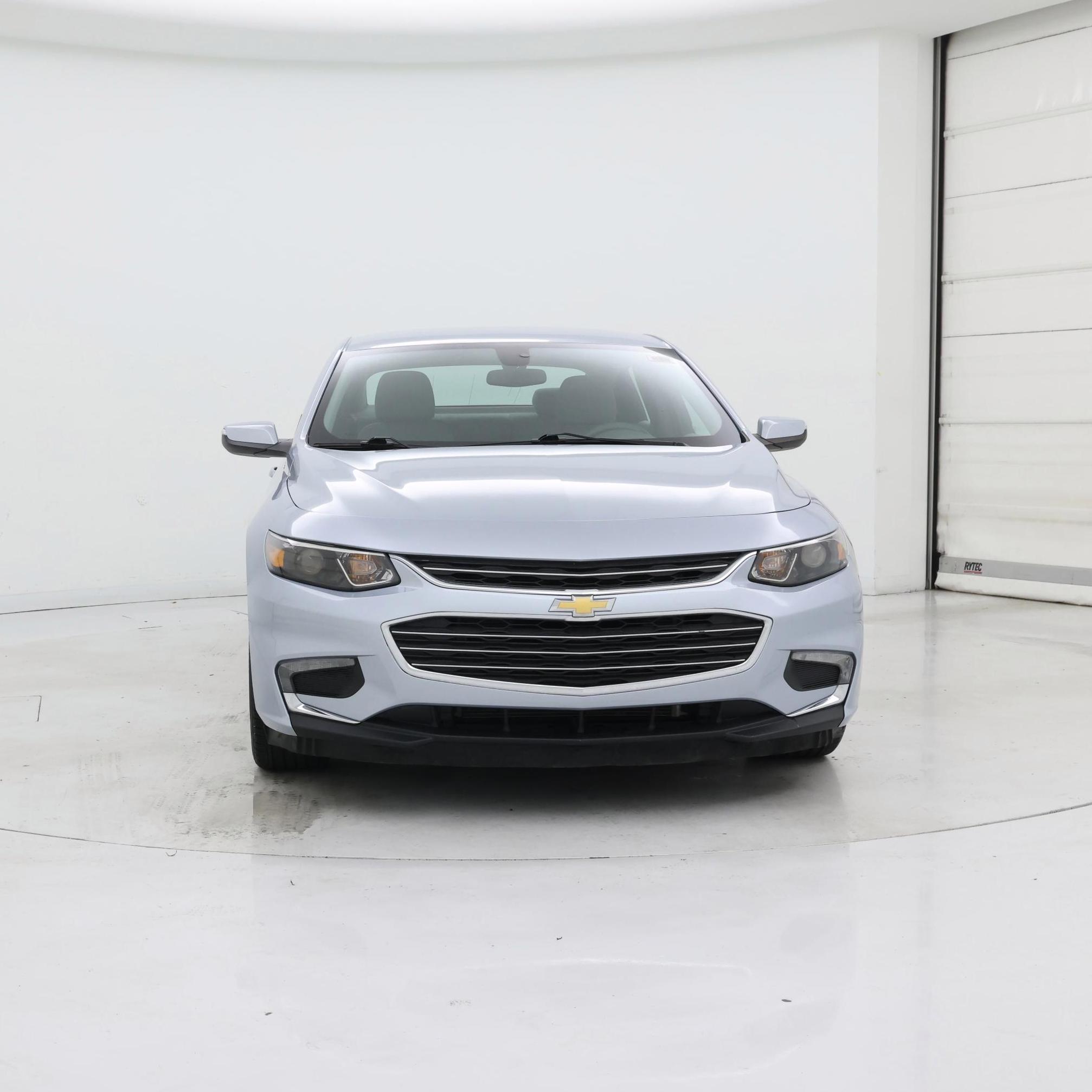 Thumbnail: 2017 Chevrolet Malibu - 5