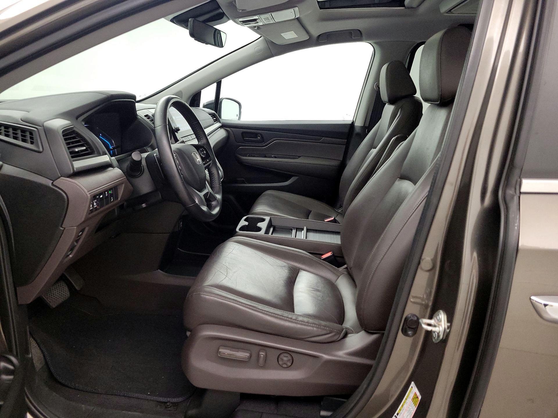 Thumbnail: 2019 Honda Odyssey - 11