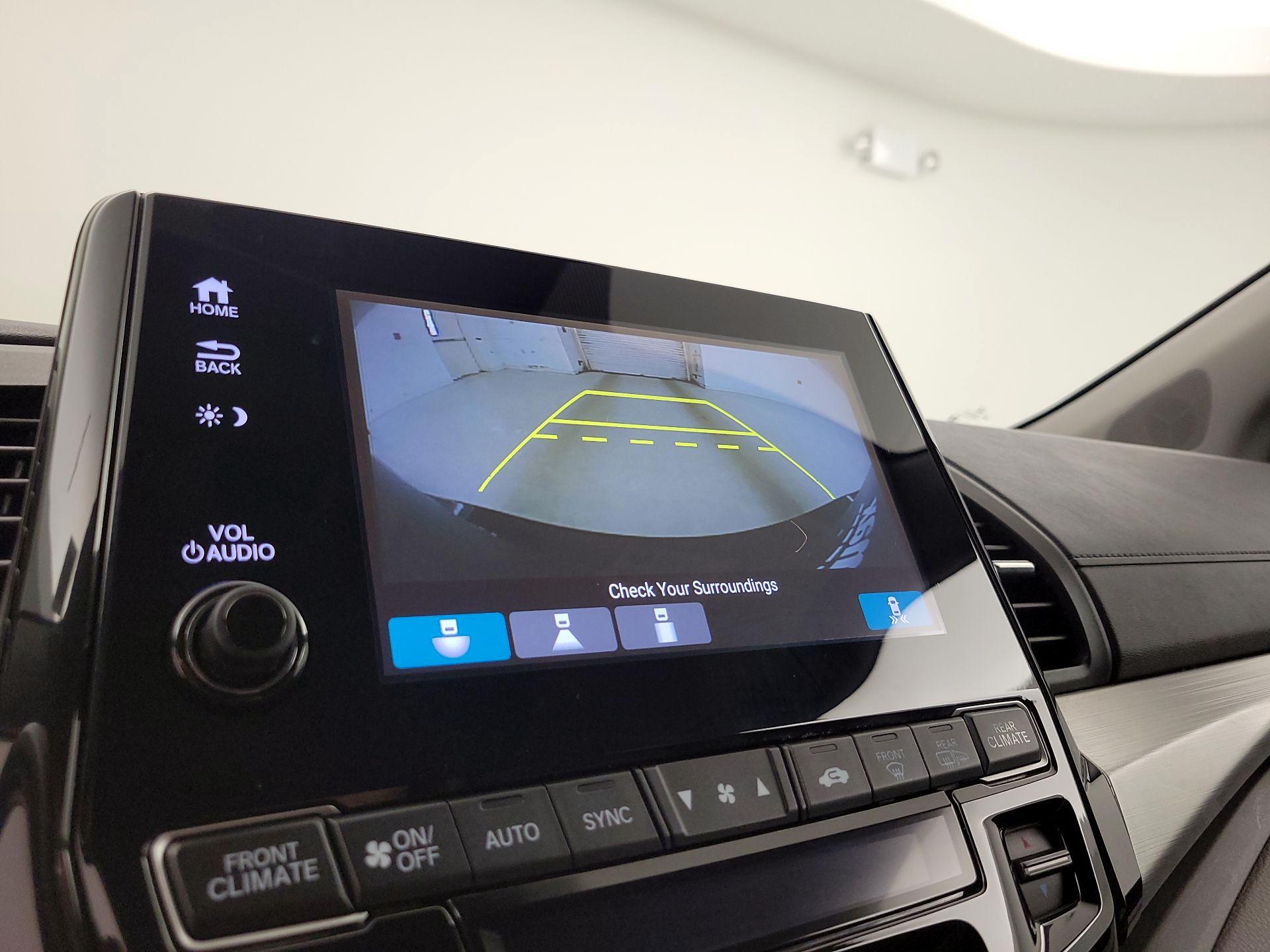 Thumbnail: 2019 Honda Odyssey - 14