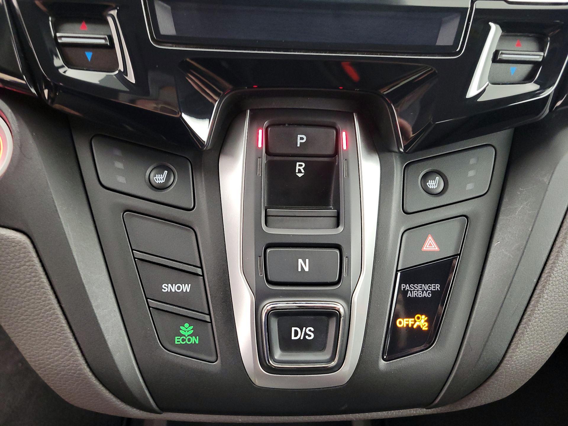 Thumbnail: 2019 Honda Odyssey - 17