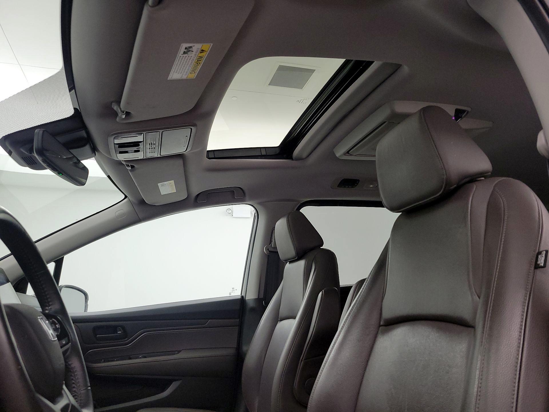 Thumbnail: 2019 Honda Odyssey - 19