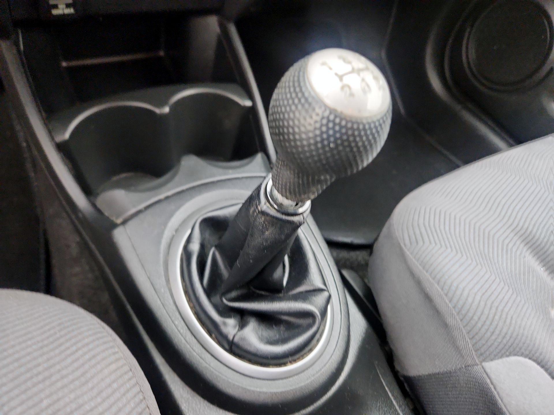 Thumbnail: 2013 Honda Fit - 16