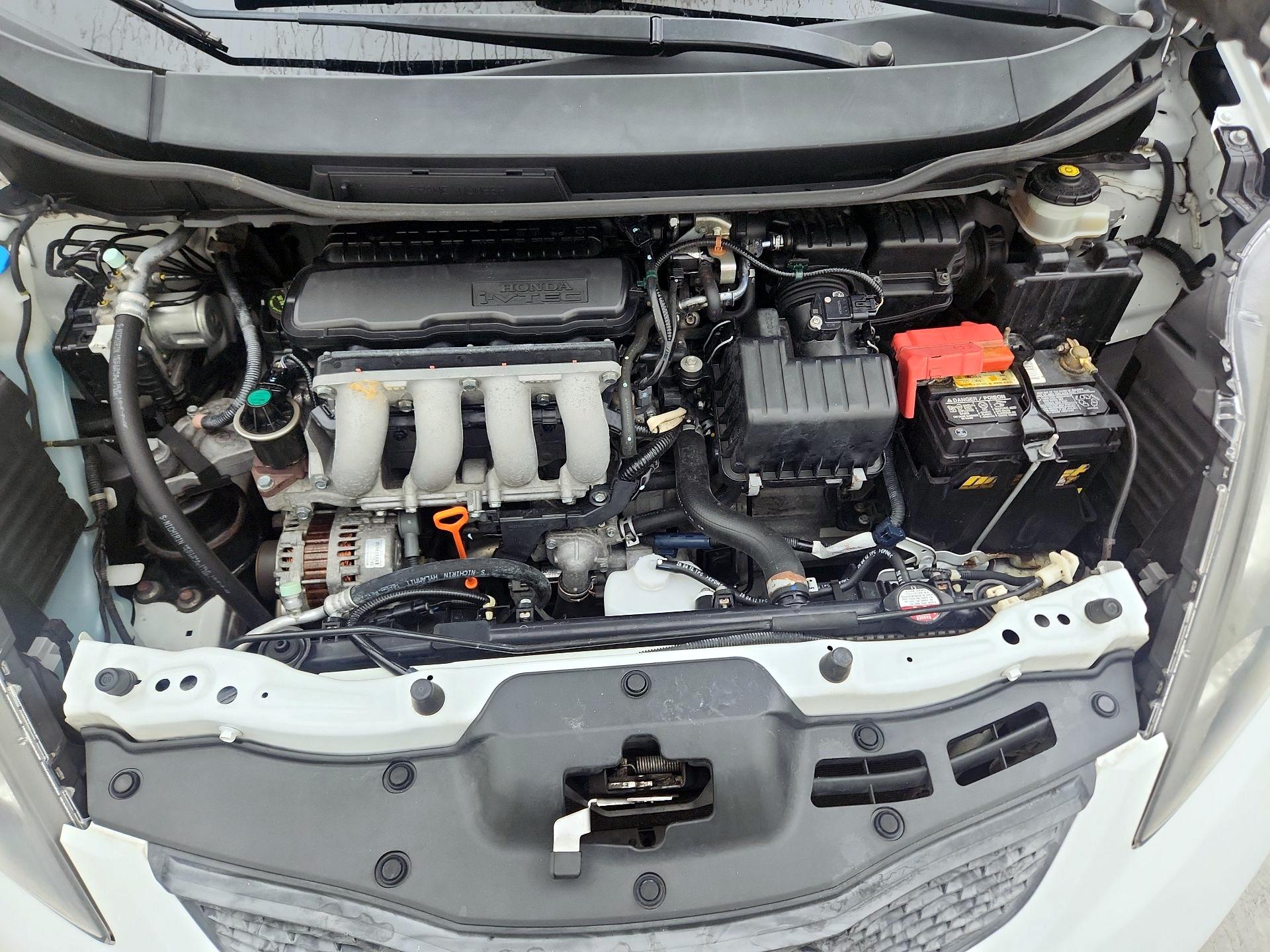 Thumbnail: 2013 Honda Fit - 19