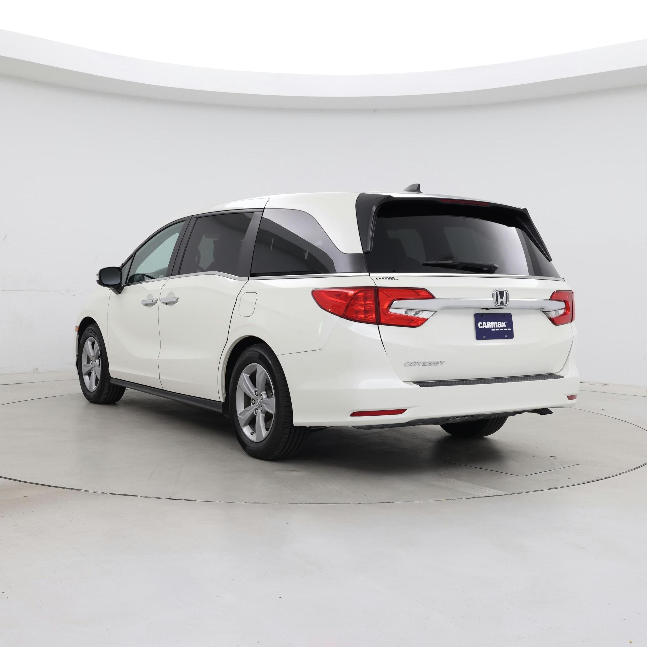 Thumbnail: 2019 Honda Odyssey - 2