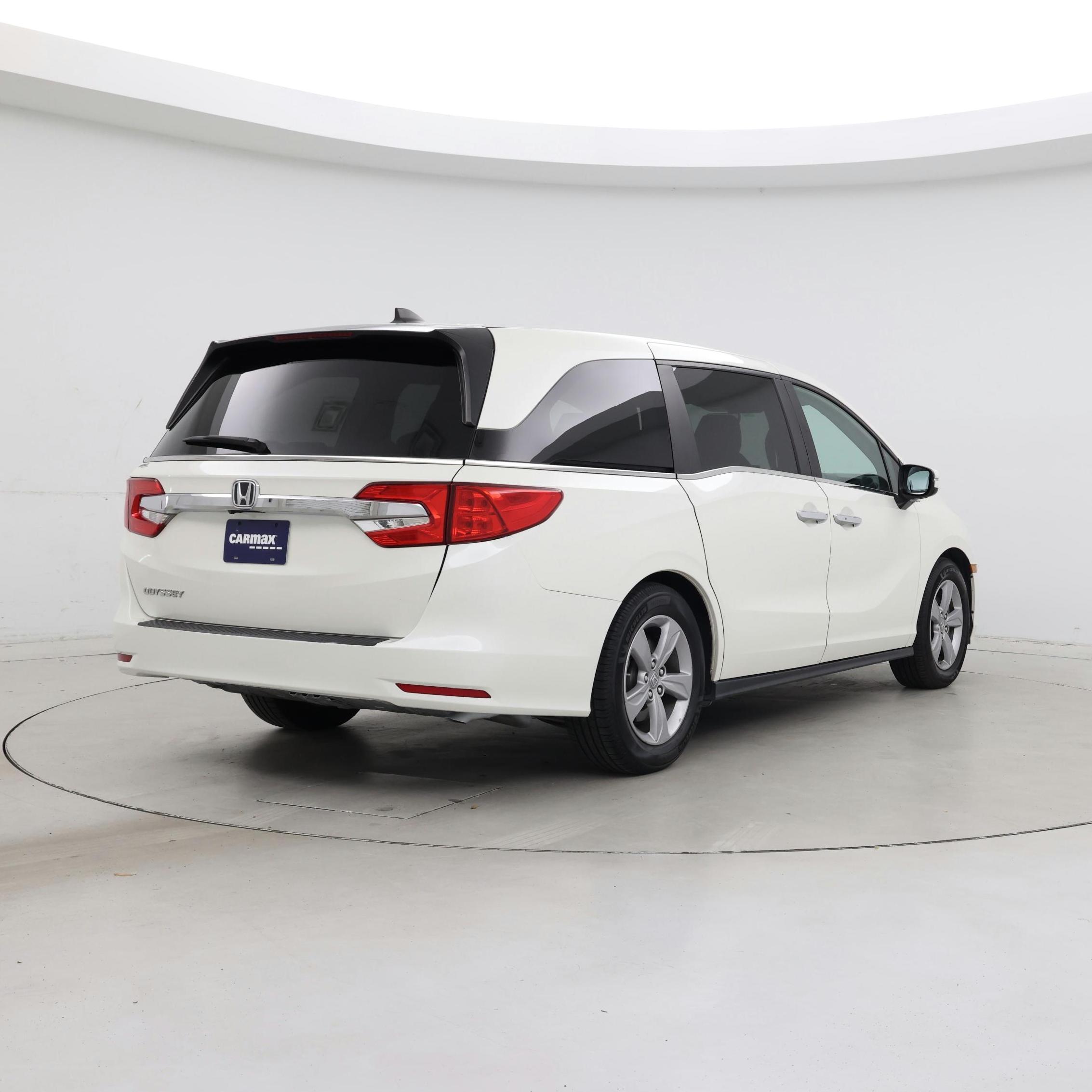 Thumbnail: 2019 Honda Odyssey - 8