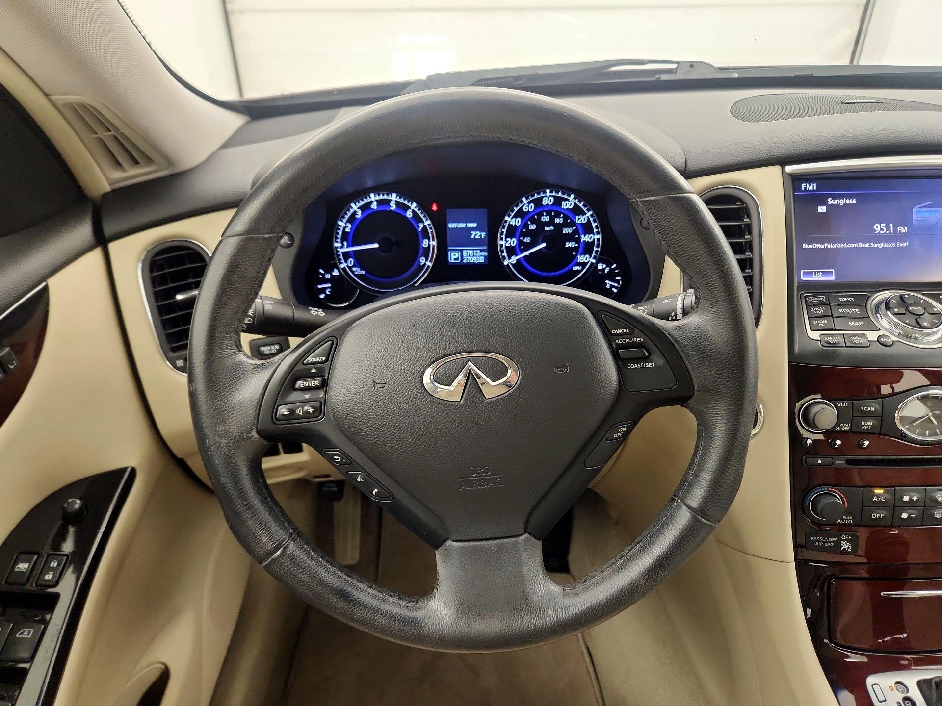 Thumbnail: 2016 INFINITI QX50 - 10
