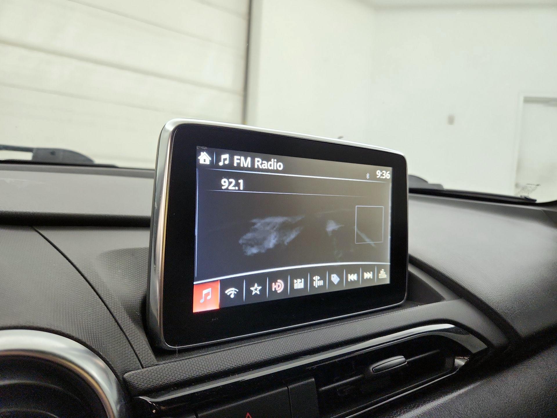 Thumbnail: 2016 Mazda MX-5 Miata - 16