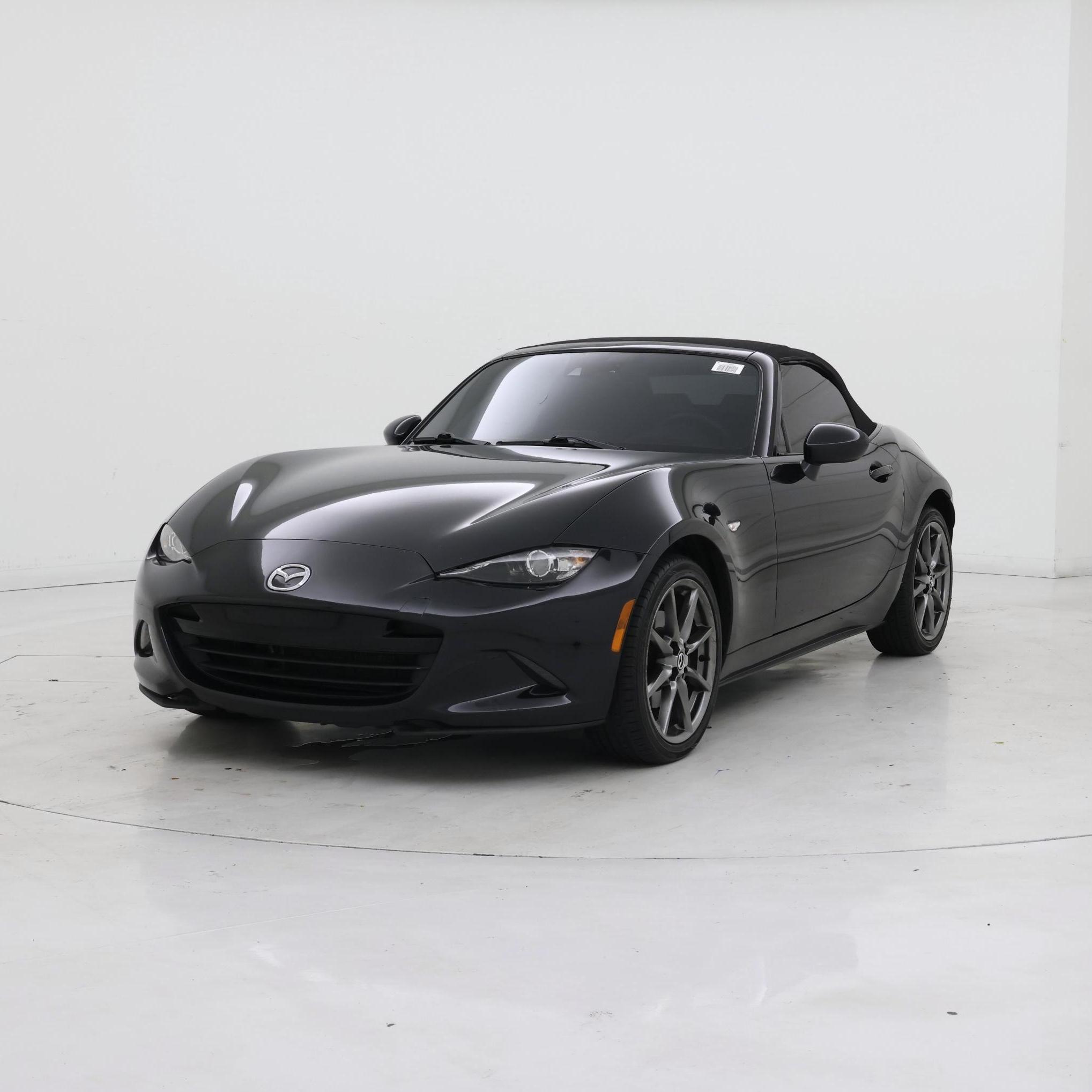 Thumbnail: 2016 Mazda MX-5 Miata - 4