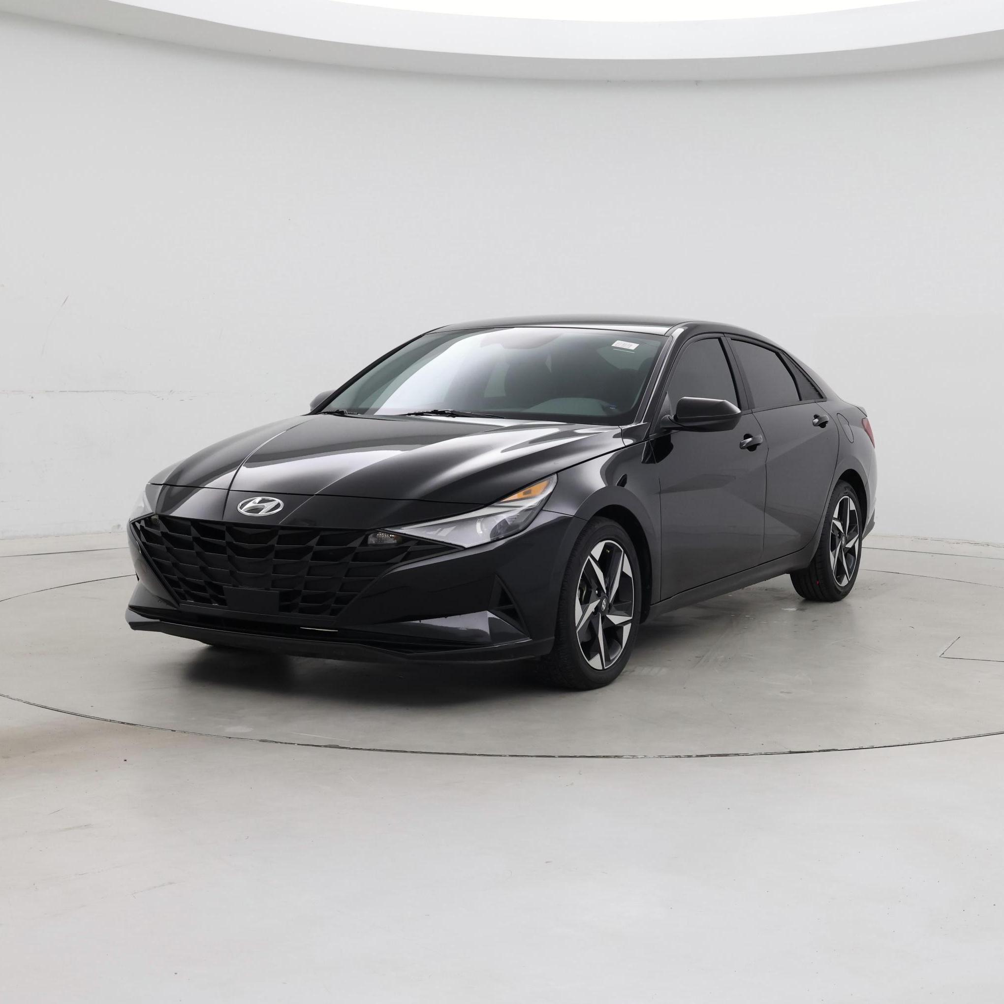 Thumbnail: 2023 Hyundai Elantra - 4