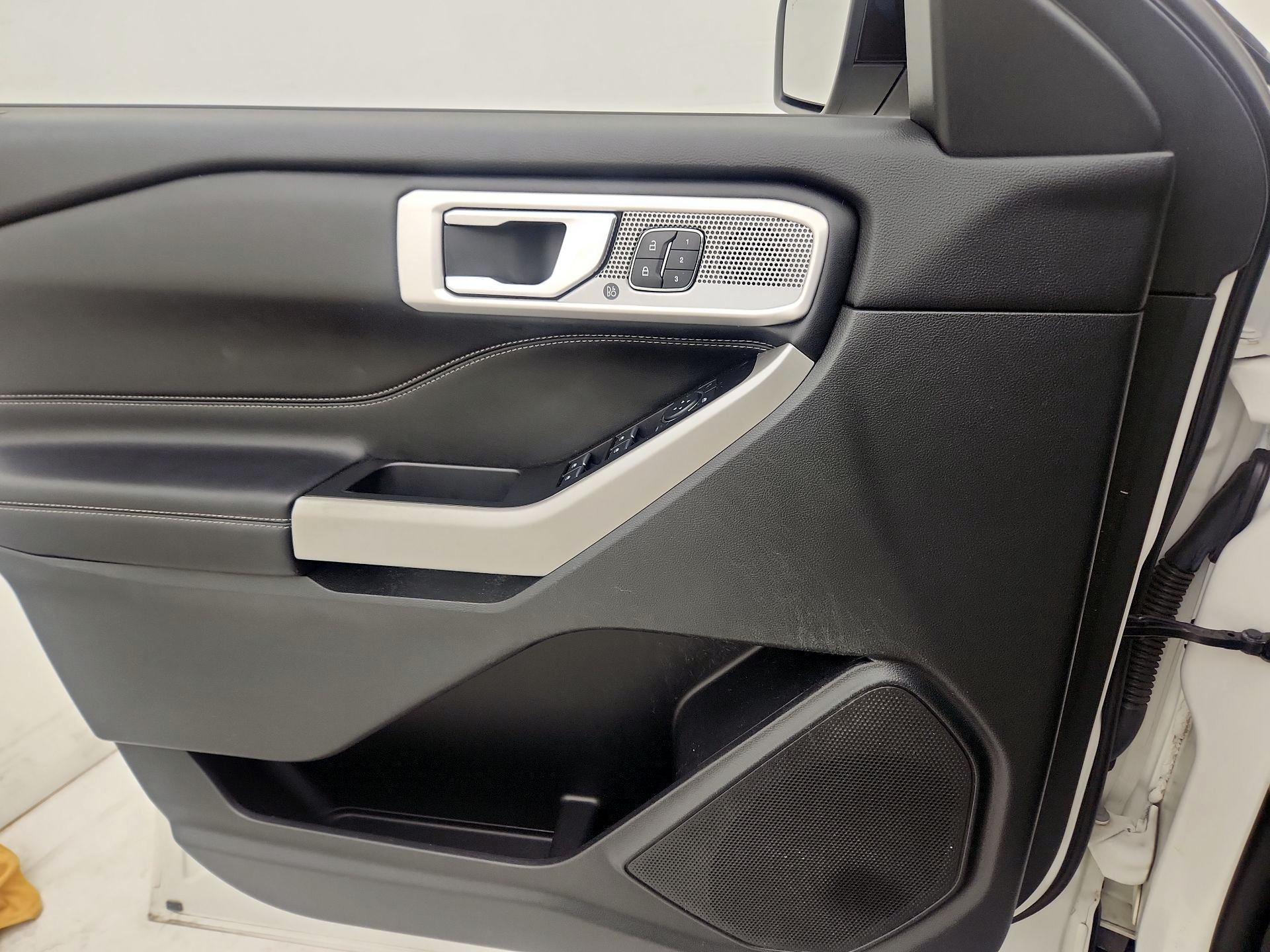 Thumbnail: 2021 Ford Explorer - 12