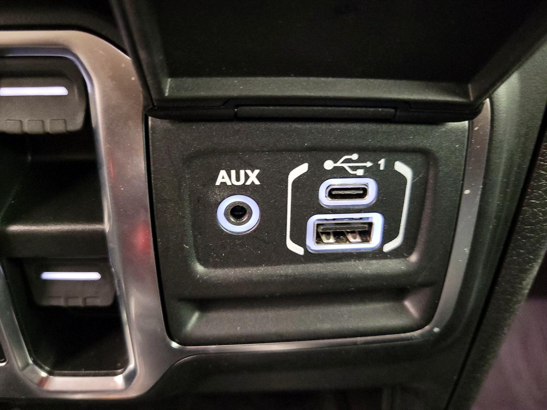 Thumbnail: 2024 Jeep Wrangler - 18