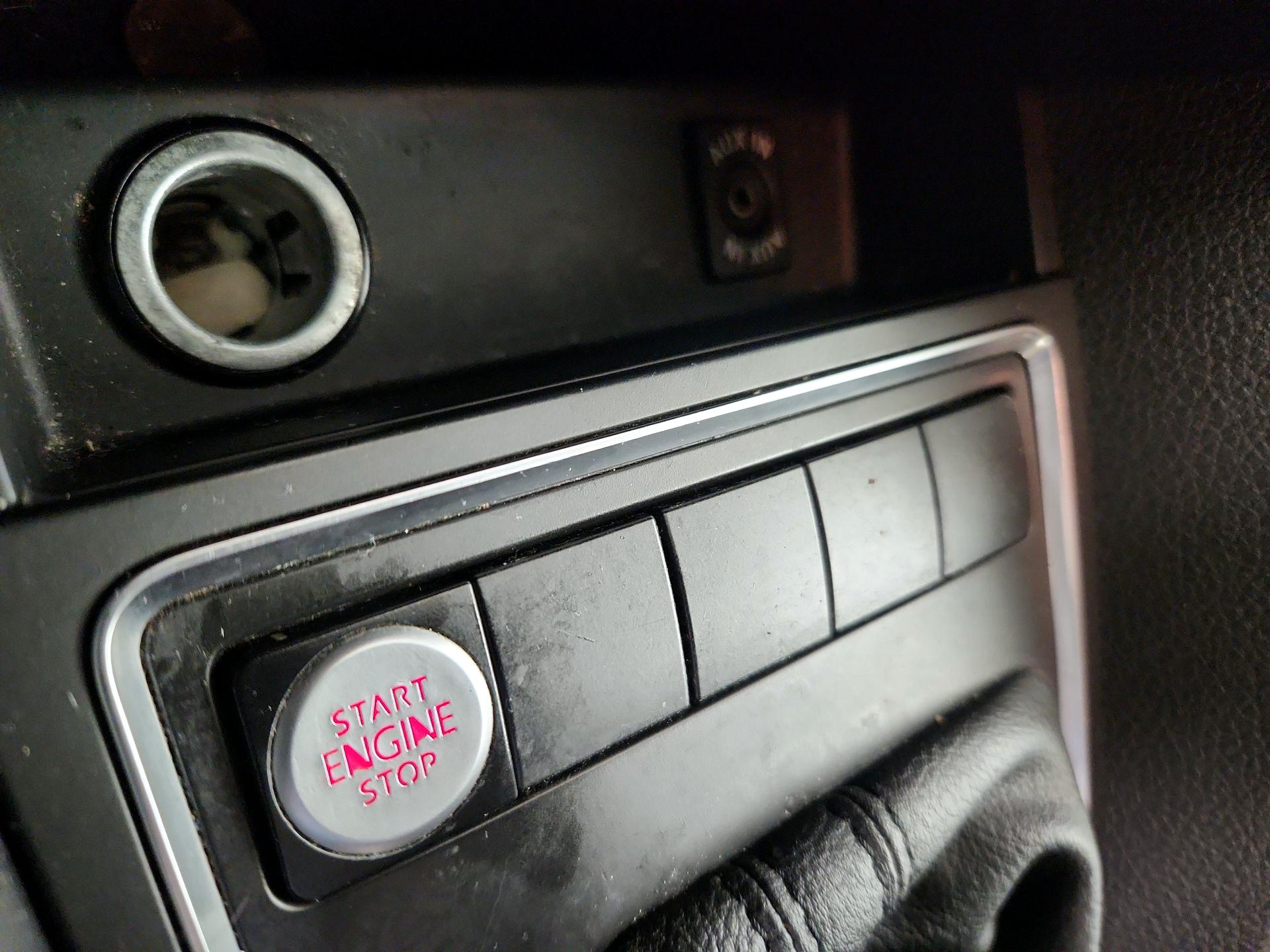 Thumbnail: 2015 Volkswagen Jetta - 17