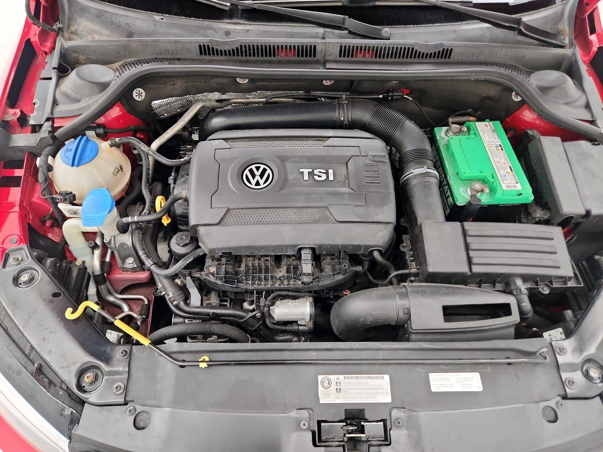 Thumbnail: 2015 Volkswagen Jetta - 20