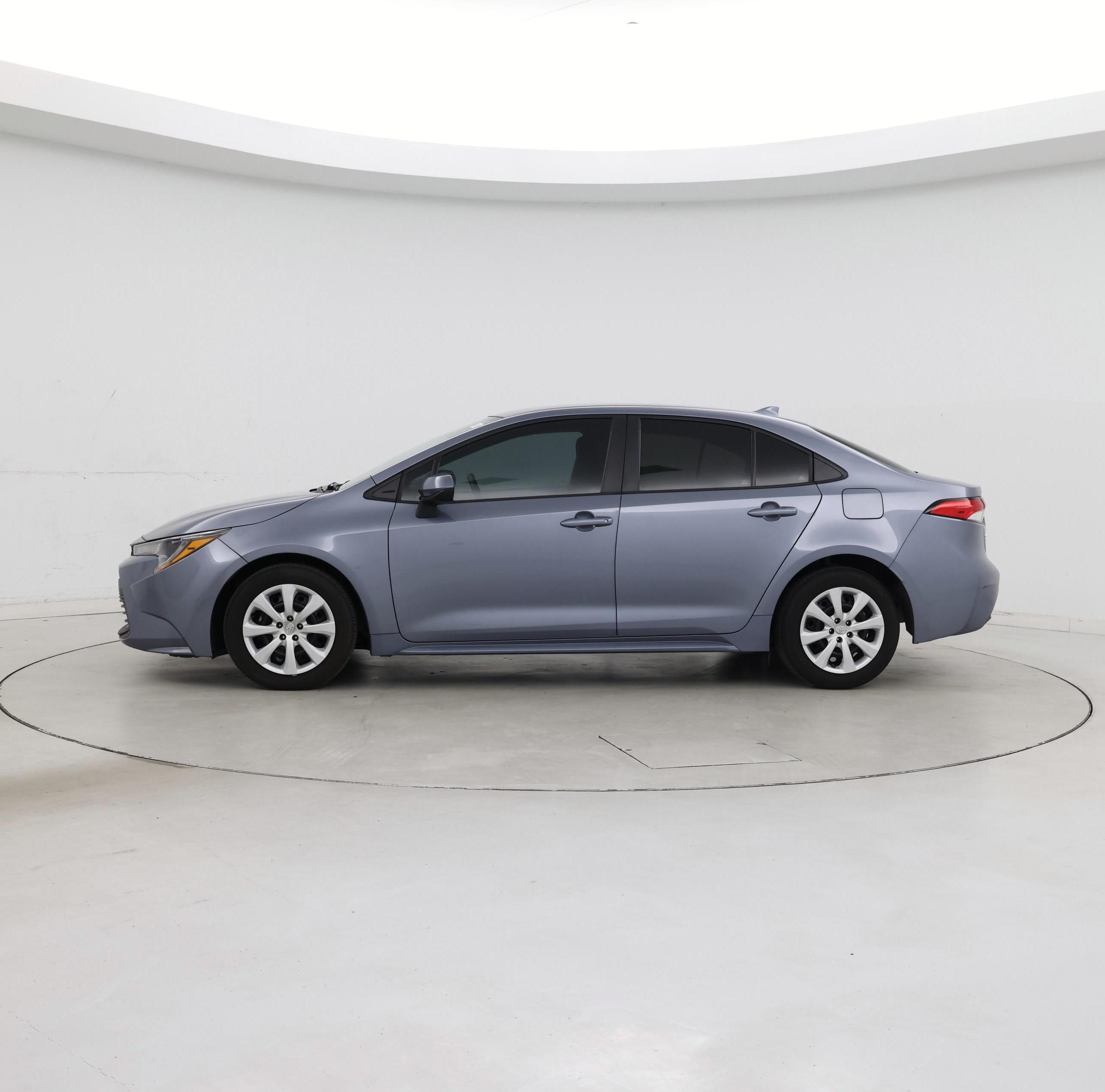 Thumbnail: 2024 Toyota Corolla - 3