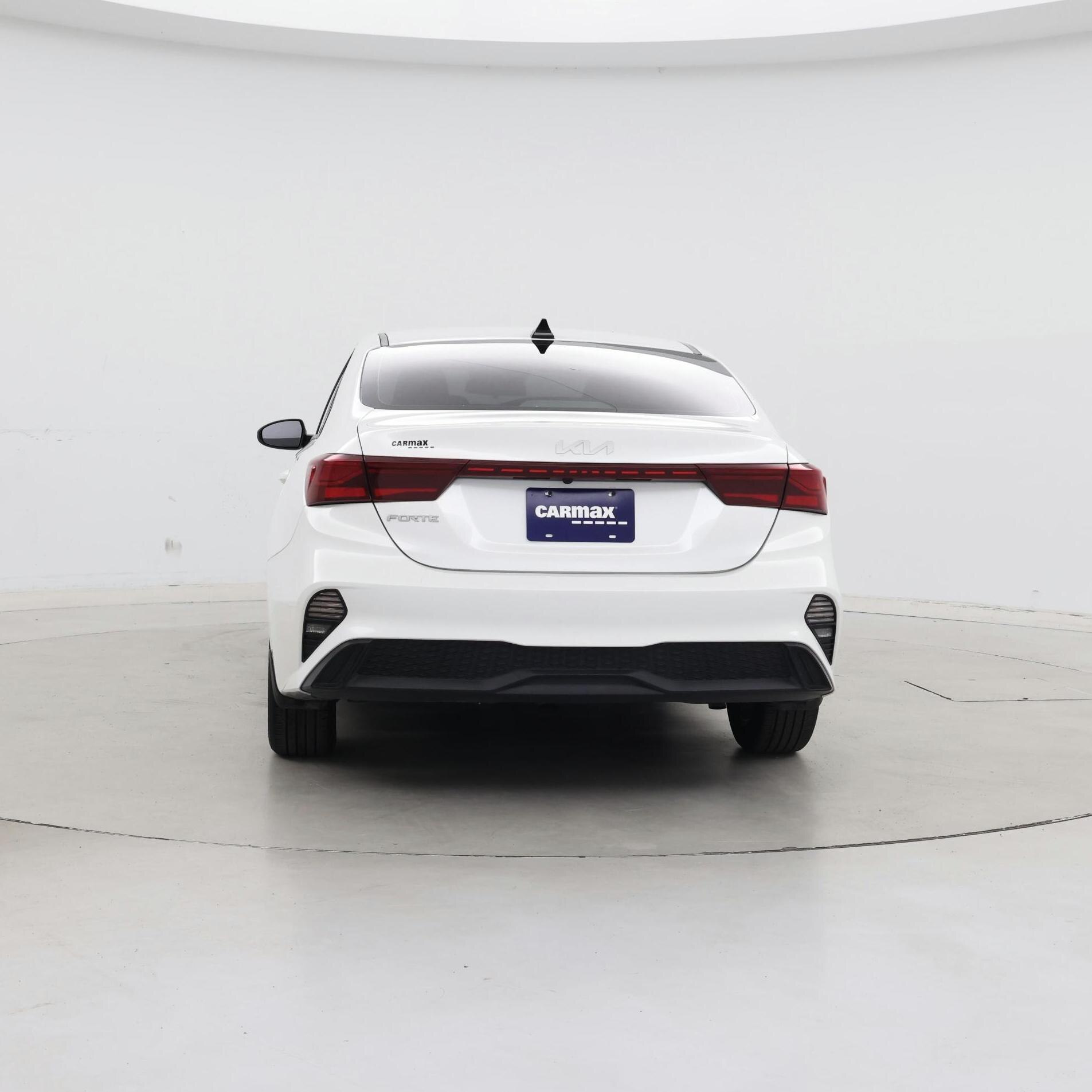 Thumbnail: 2024 Kia Forte - 6