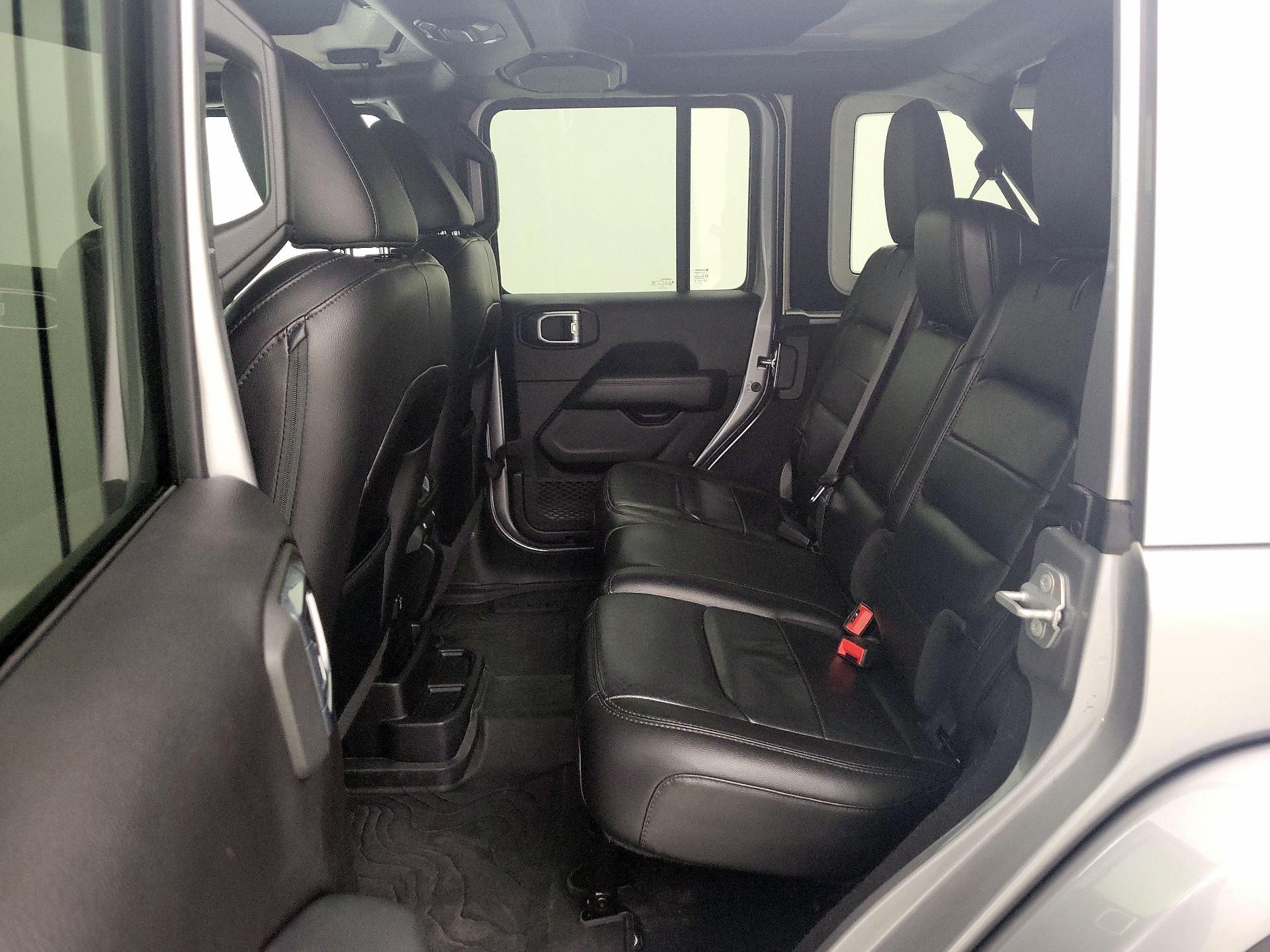 Thumbnail: 2020 Jeep Wrangler - 19
